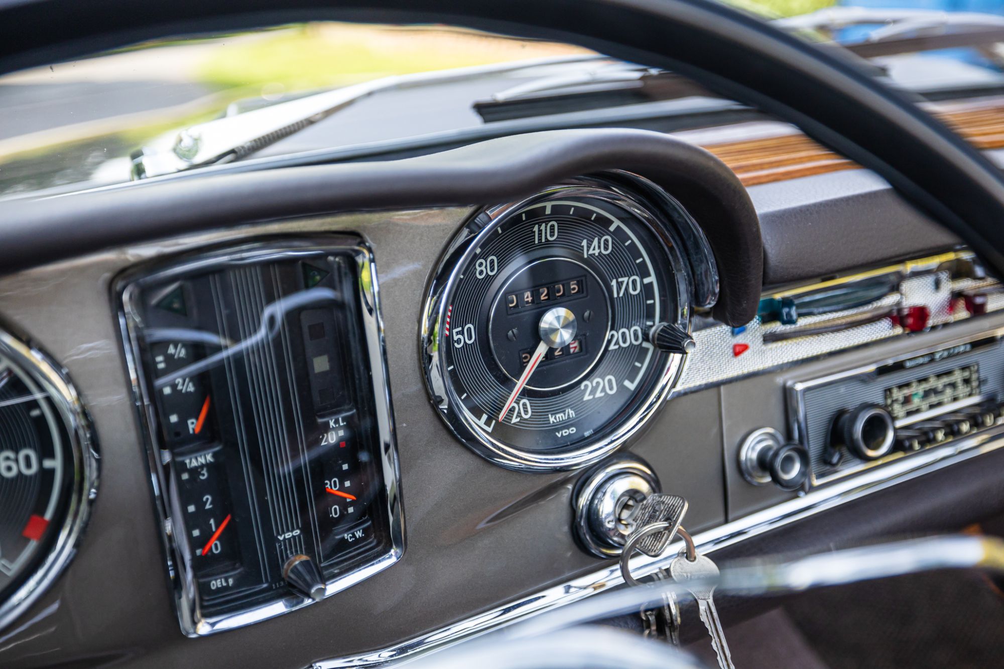 MB Pagoda 230 low_26.JPG