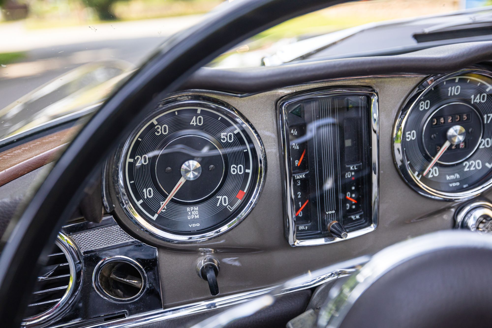 MB Pagoda 230 low_27.JPG