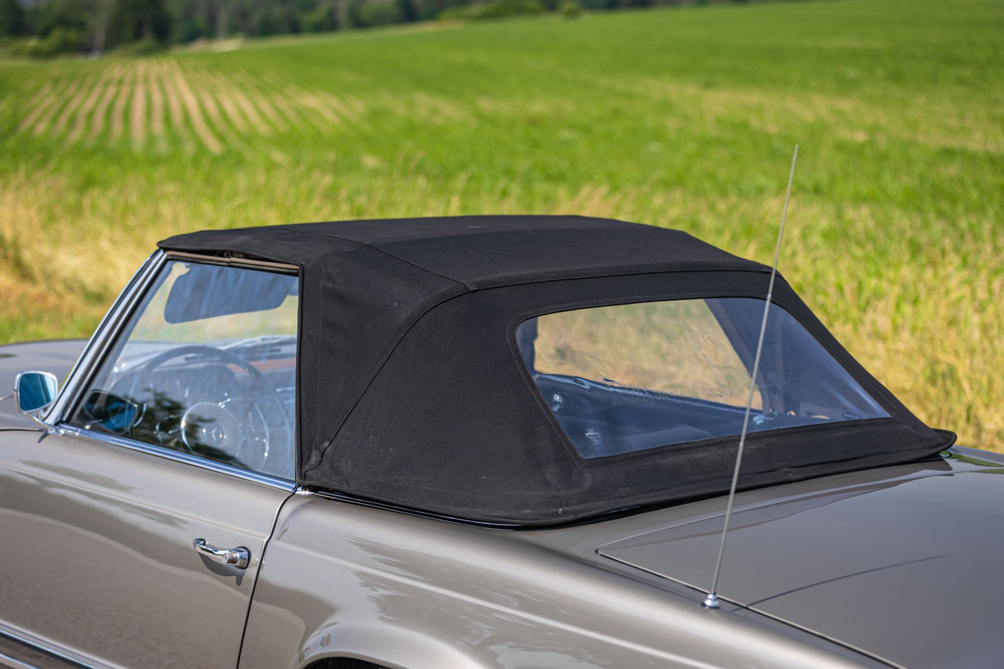 MB Pagoda 230 low_34.JPG