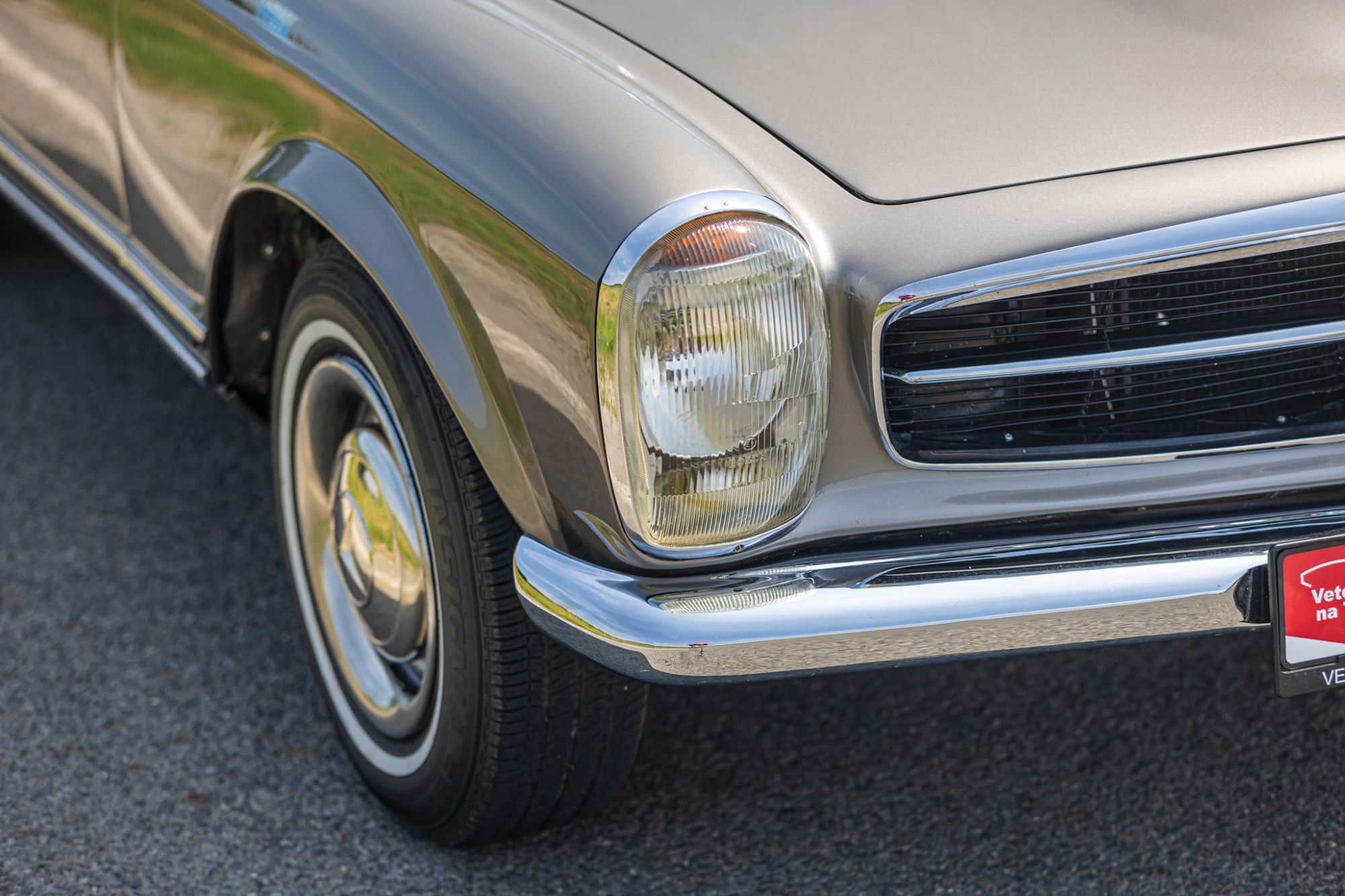 MB Pagoda 230 low_62.JPG