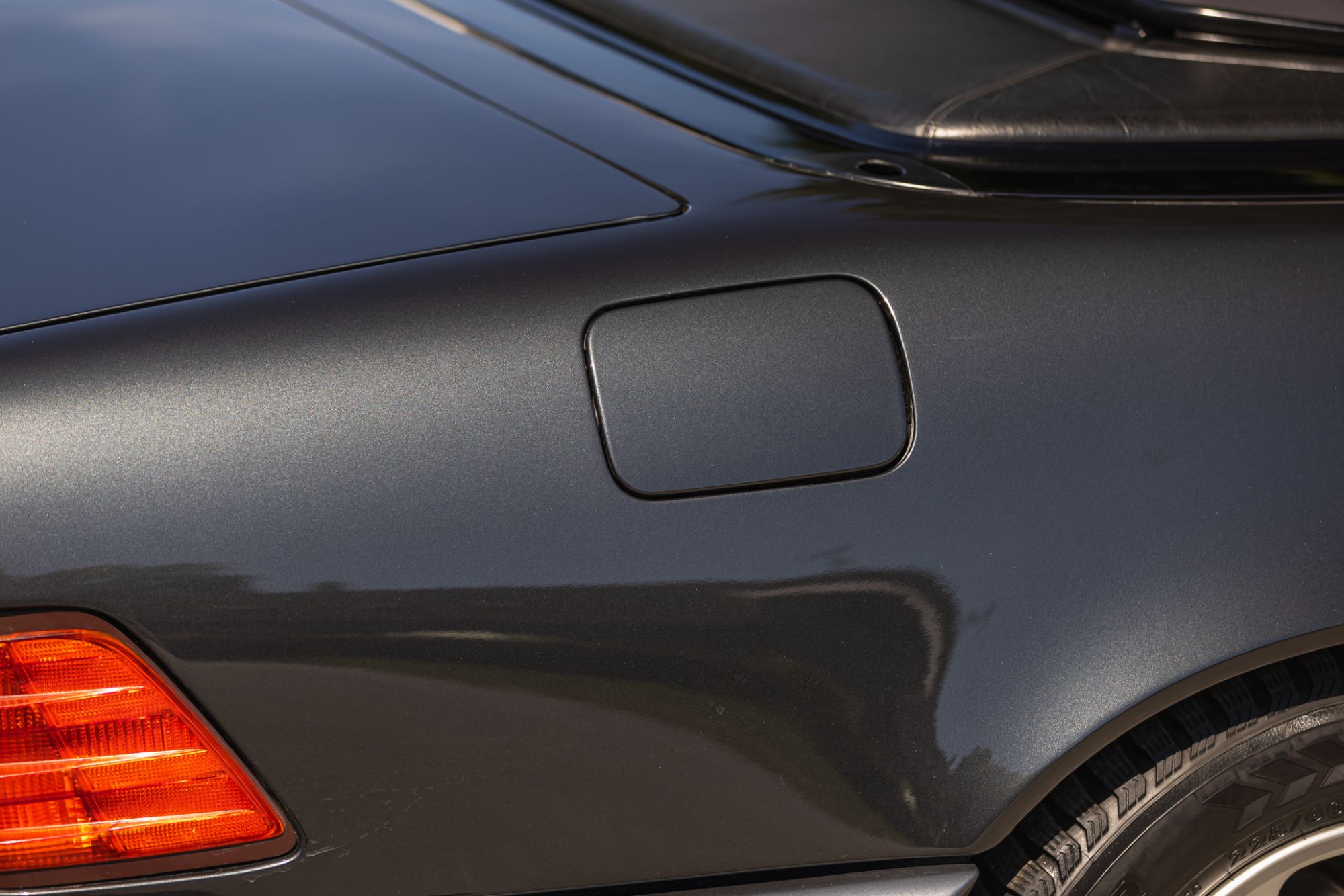 Mercedes 500SL_11.JPG