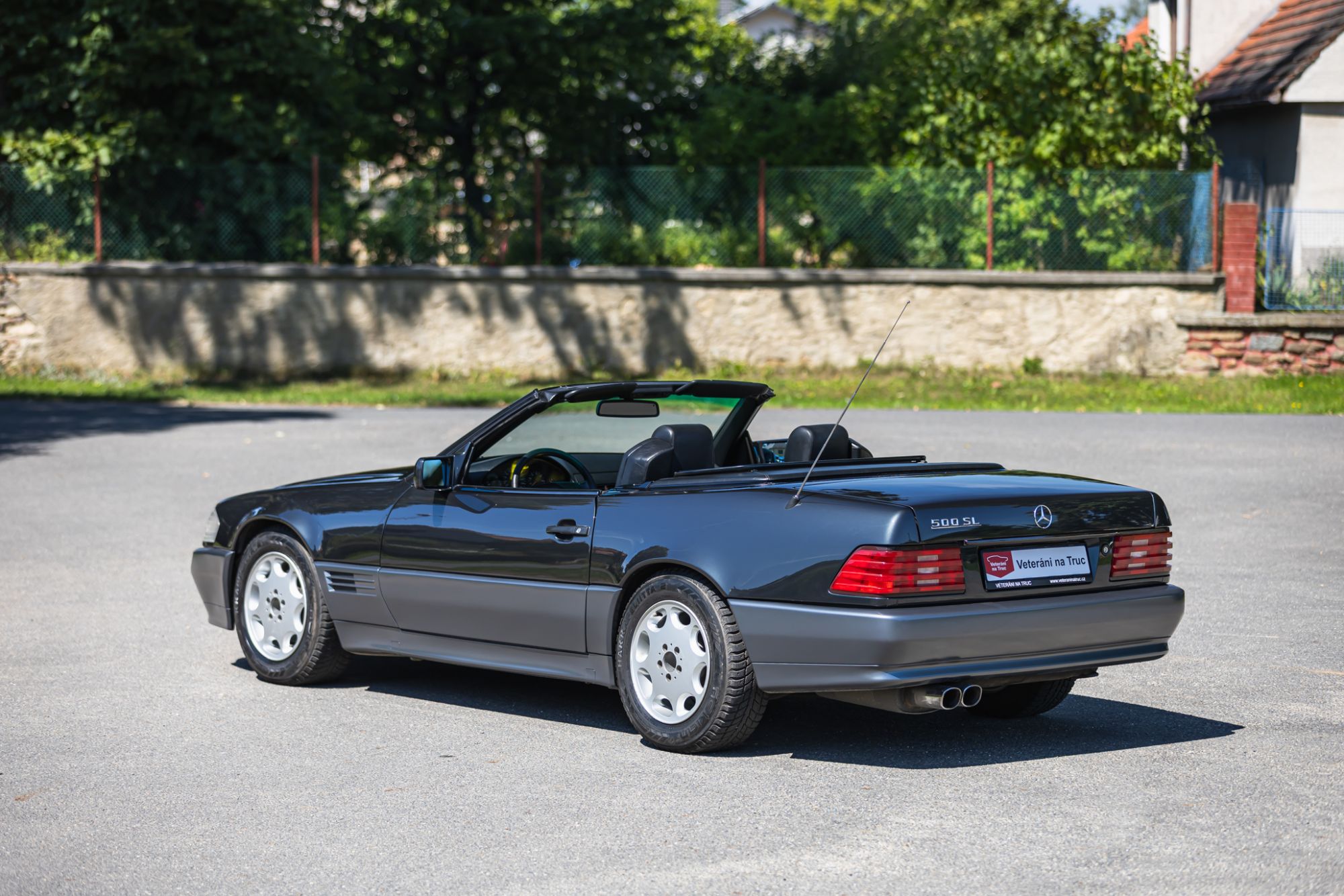 Mercedes 500SL_20.JPG