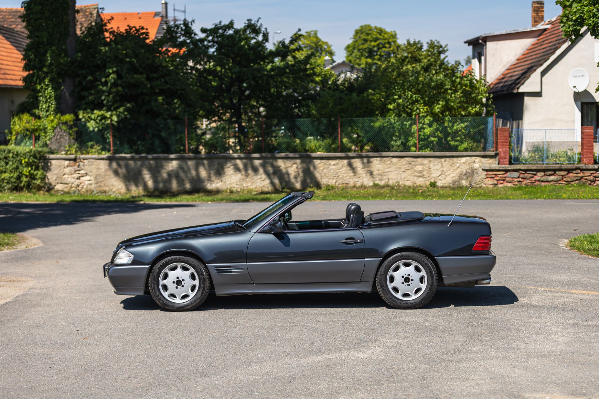 Mercedes 500SL_22.JPG