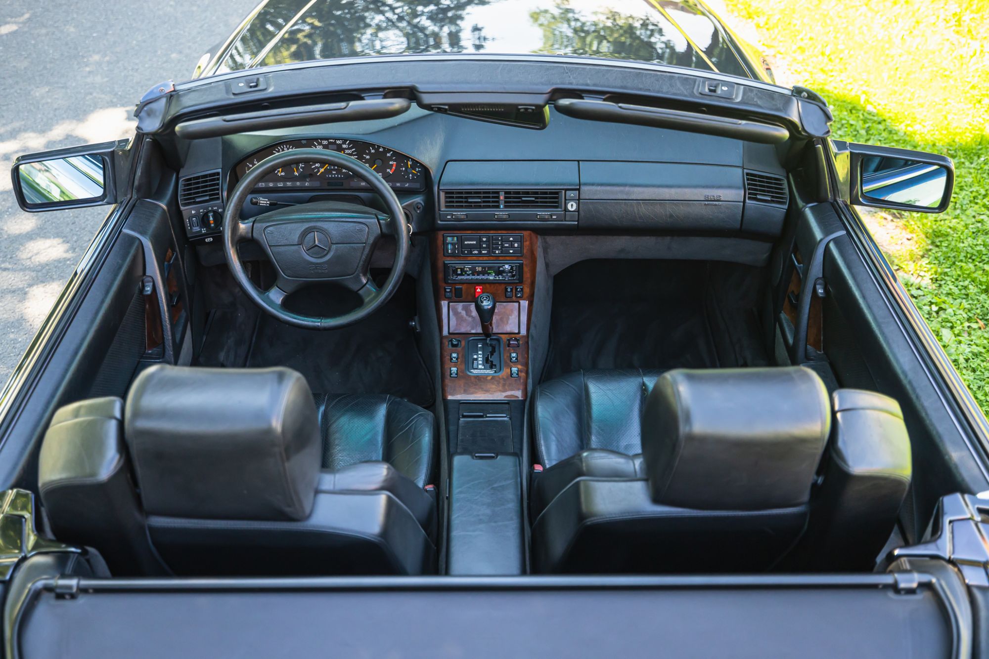 Mercedes 500SL_32.JPG