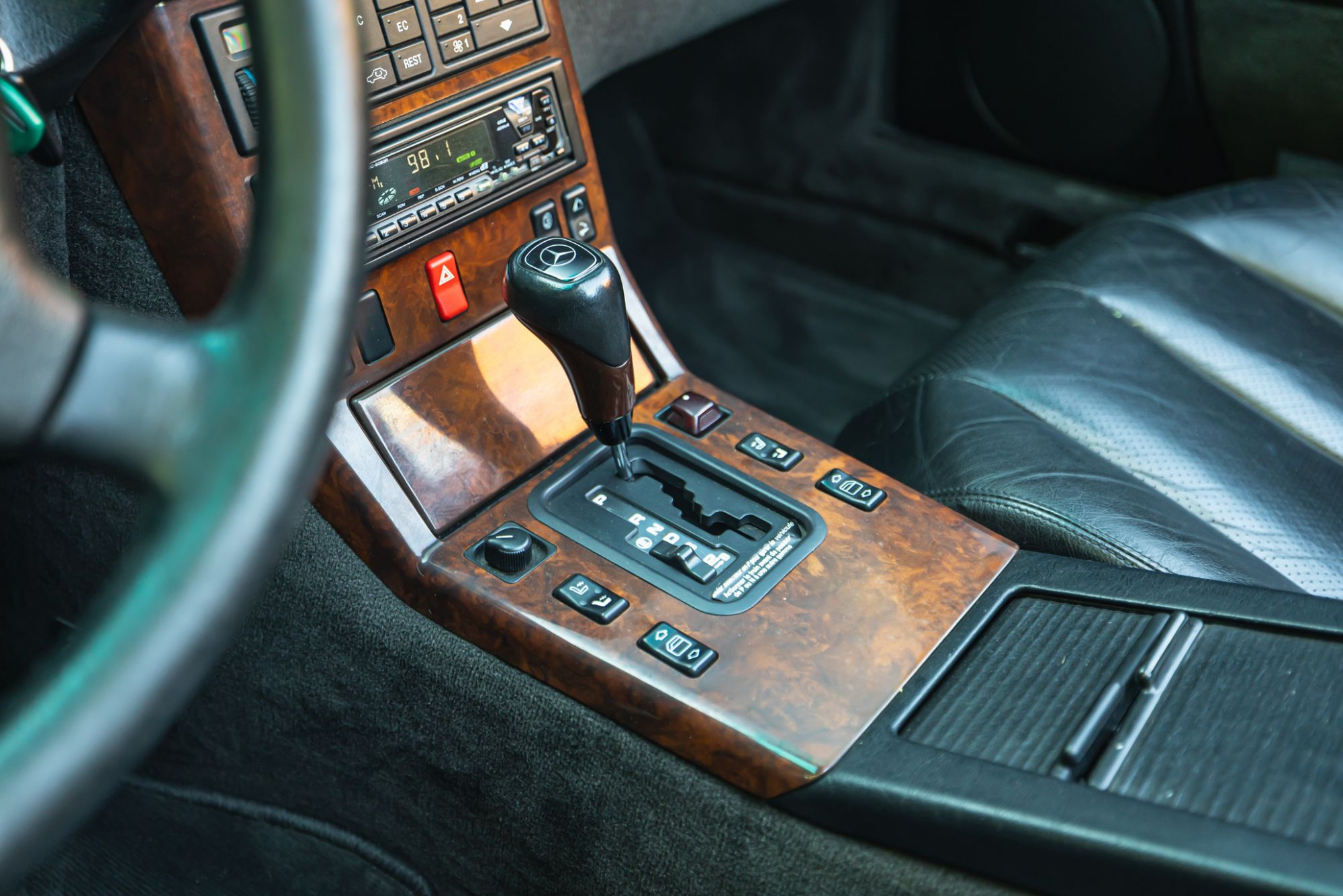 Mercedes 500SL_42.JPG