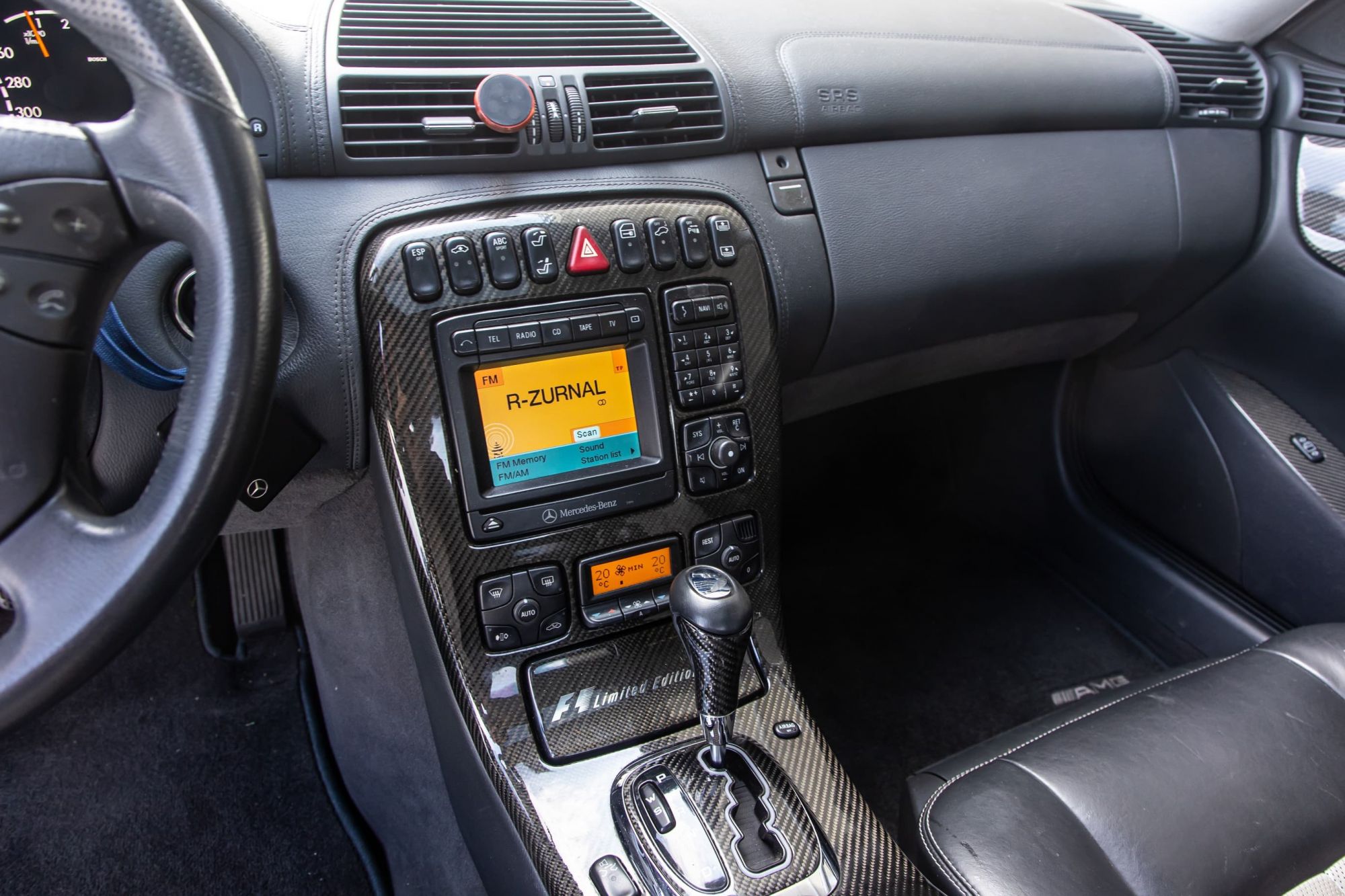 Mercedes Benz CL55AMG F1_46