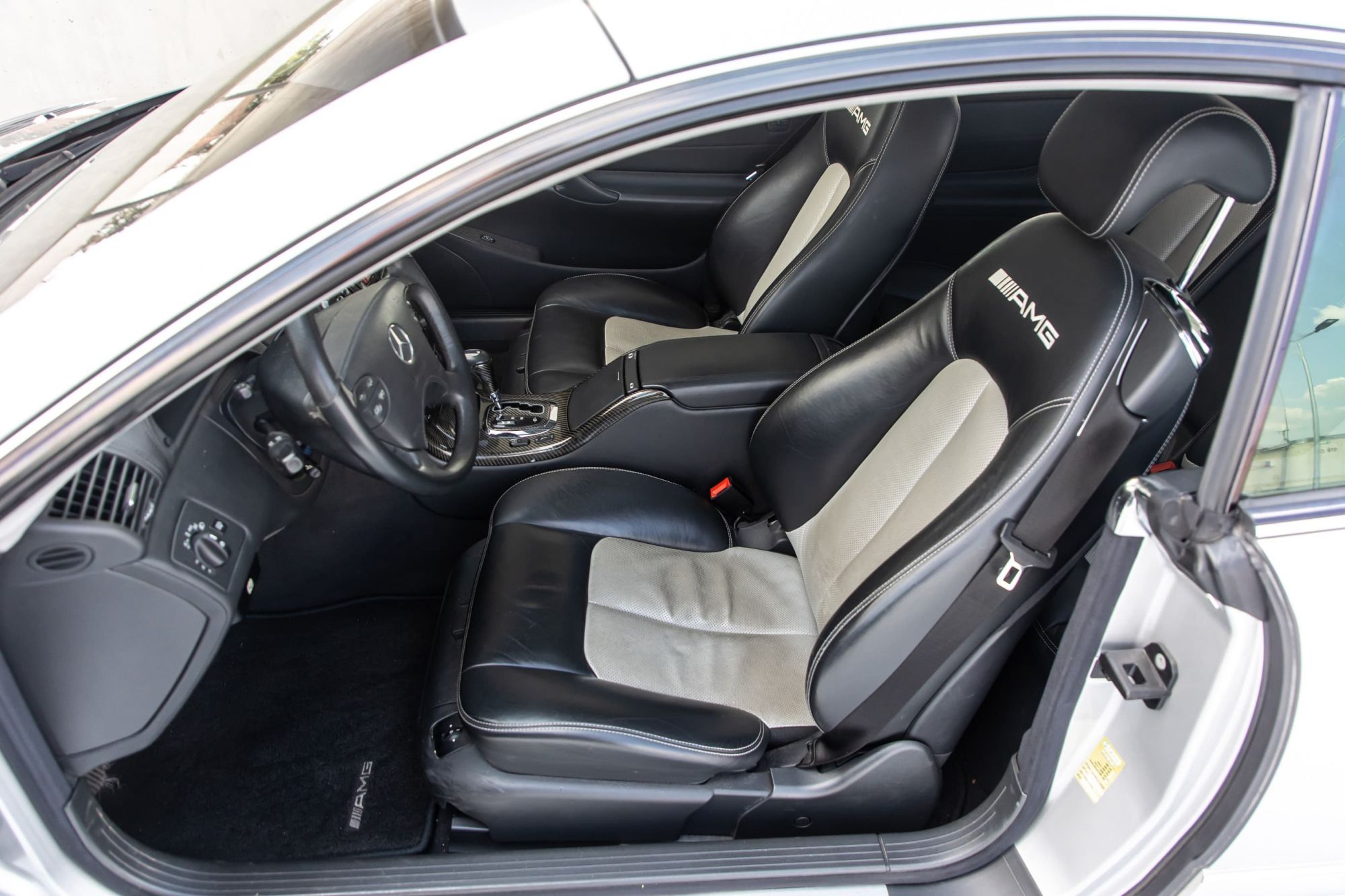 Mercedes Benz CL55AMG F1_51