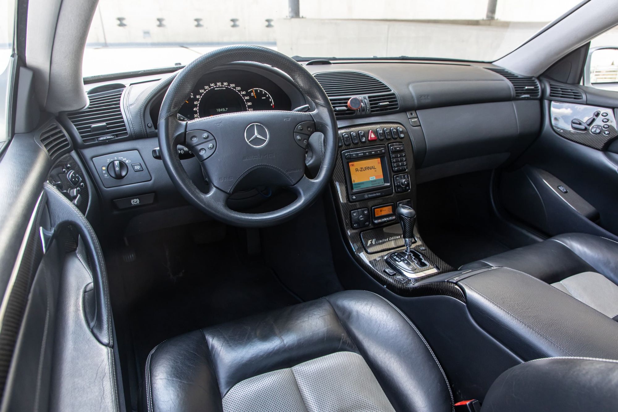 Mercedes Benz CL55AMG F1_62