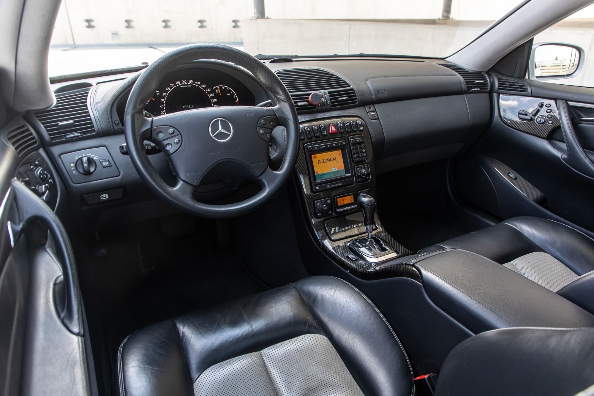 Mercedes Benz CL55AMG F1_63