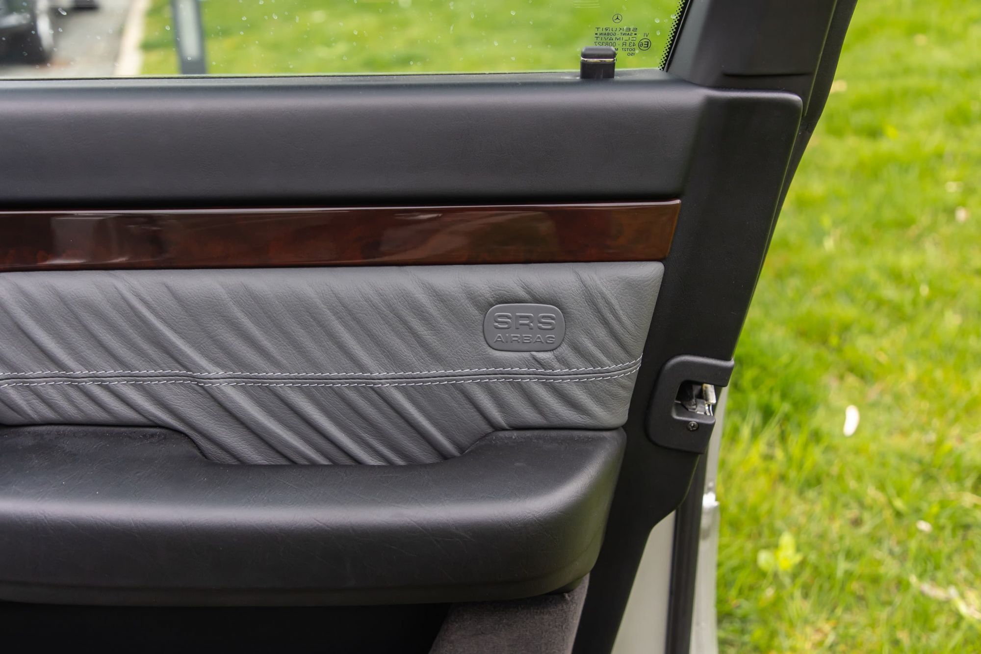 Mercedes Benz S600 W140_46