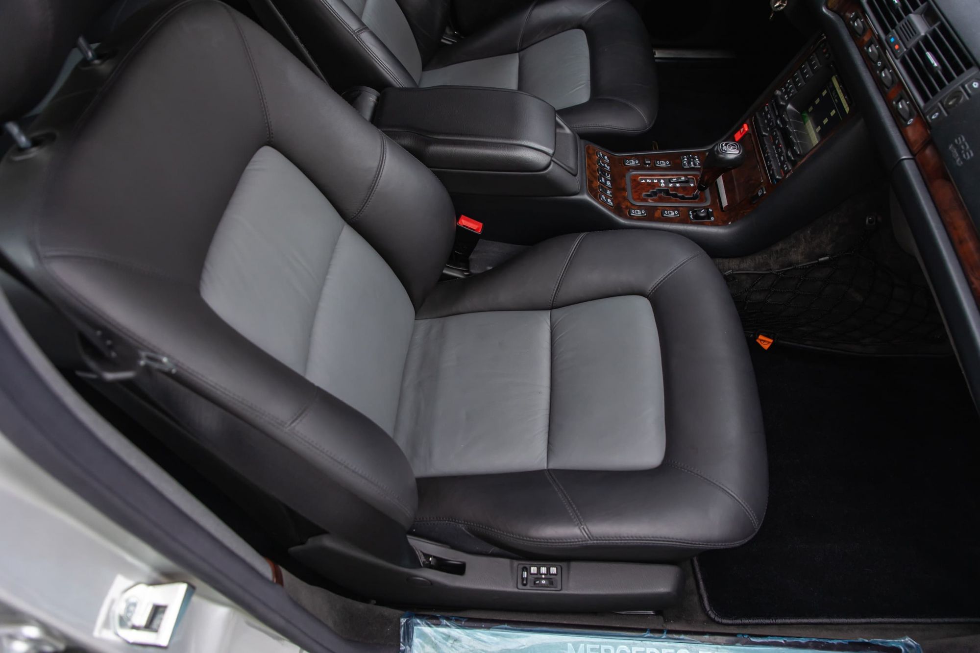 Mercedes Benz S600 W140_50