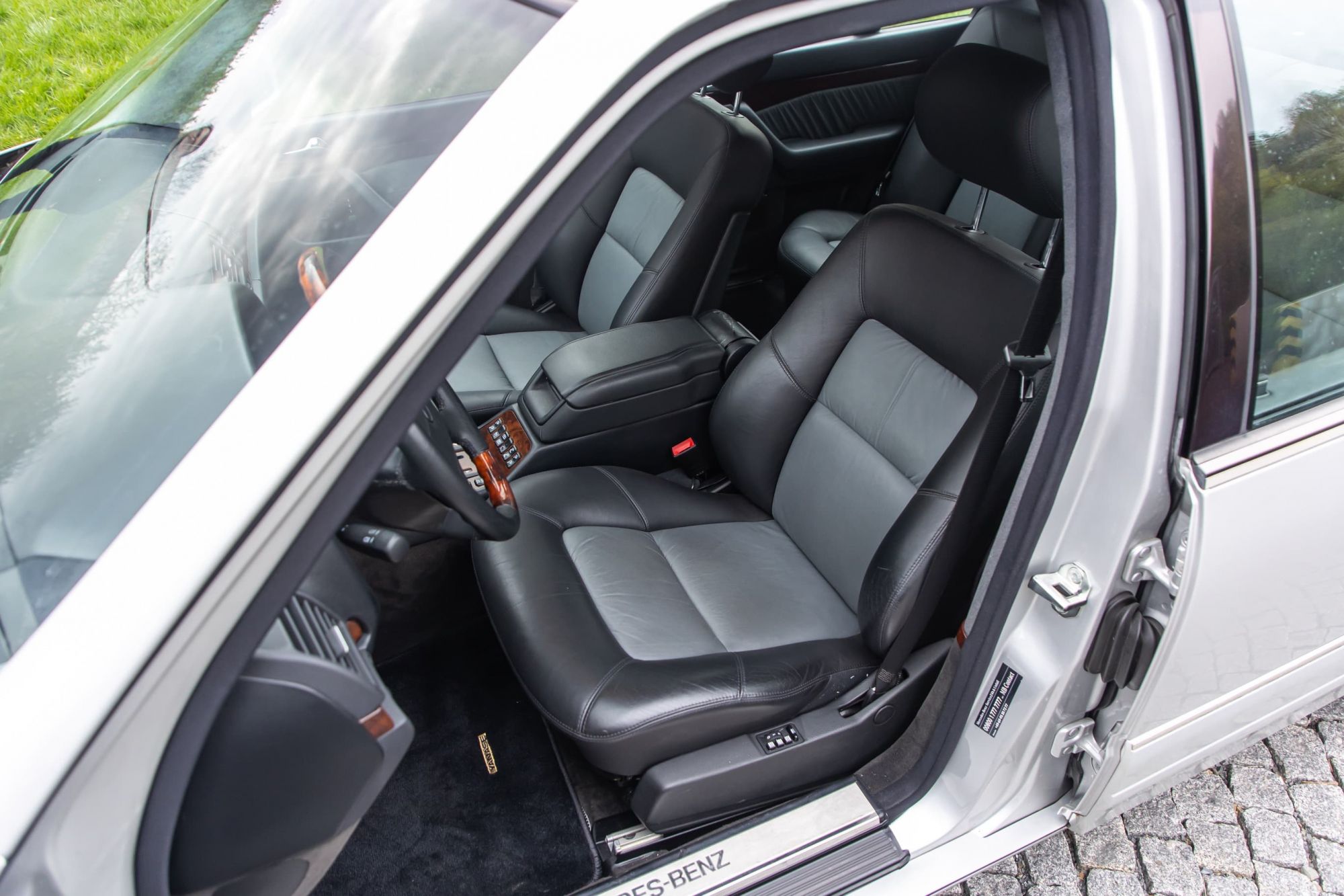 Mercedes Benz S600 W140_60