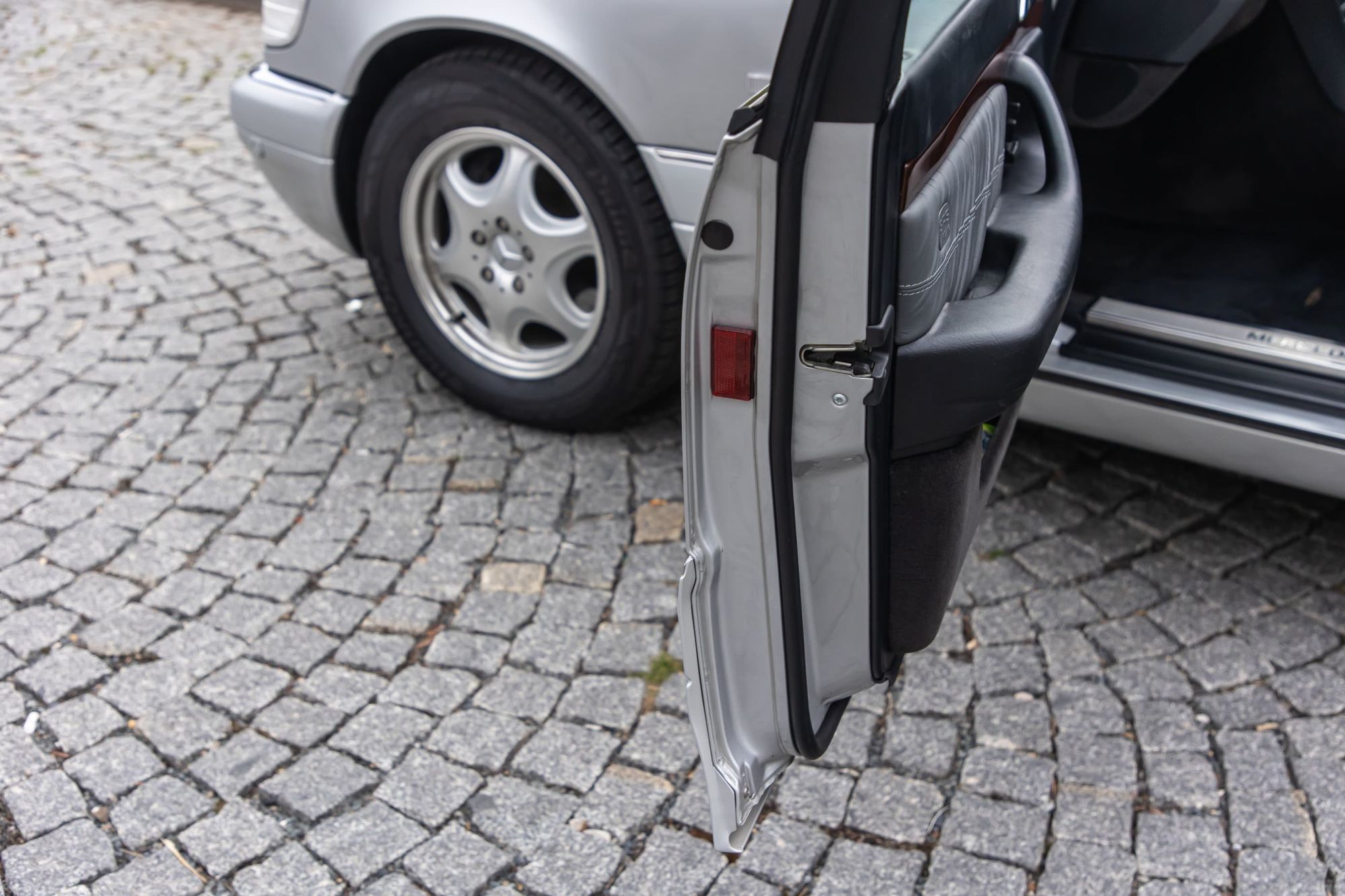 Mercedes Benz S600 W140_62