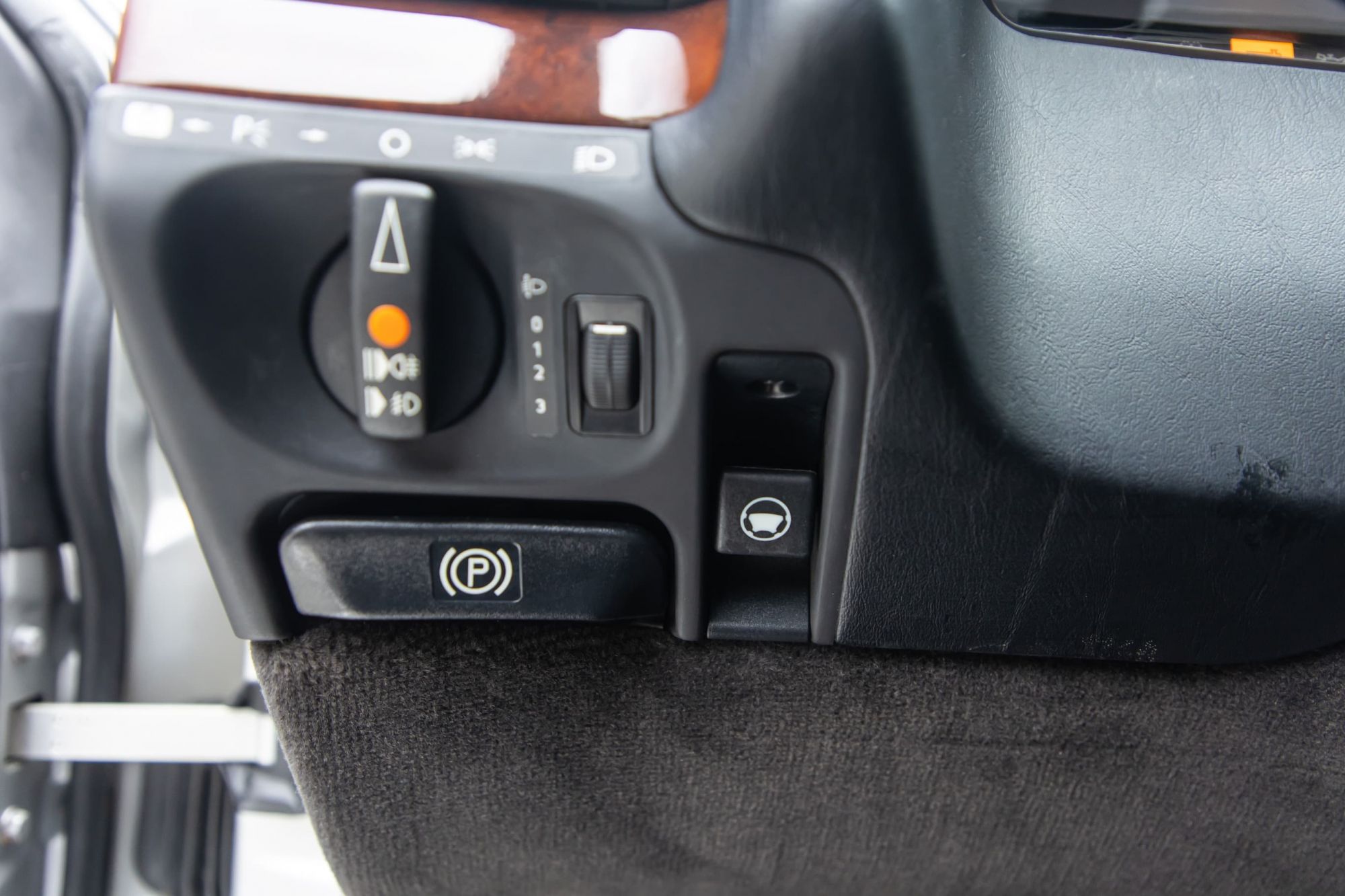 Mercedes Benz S600 W140_63