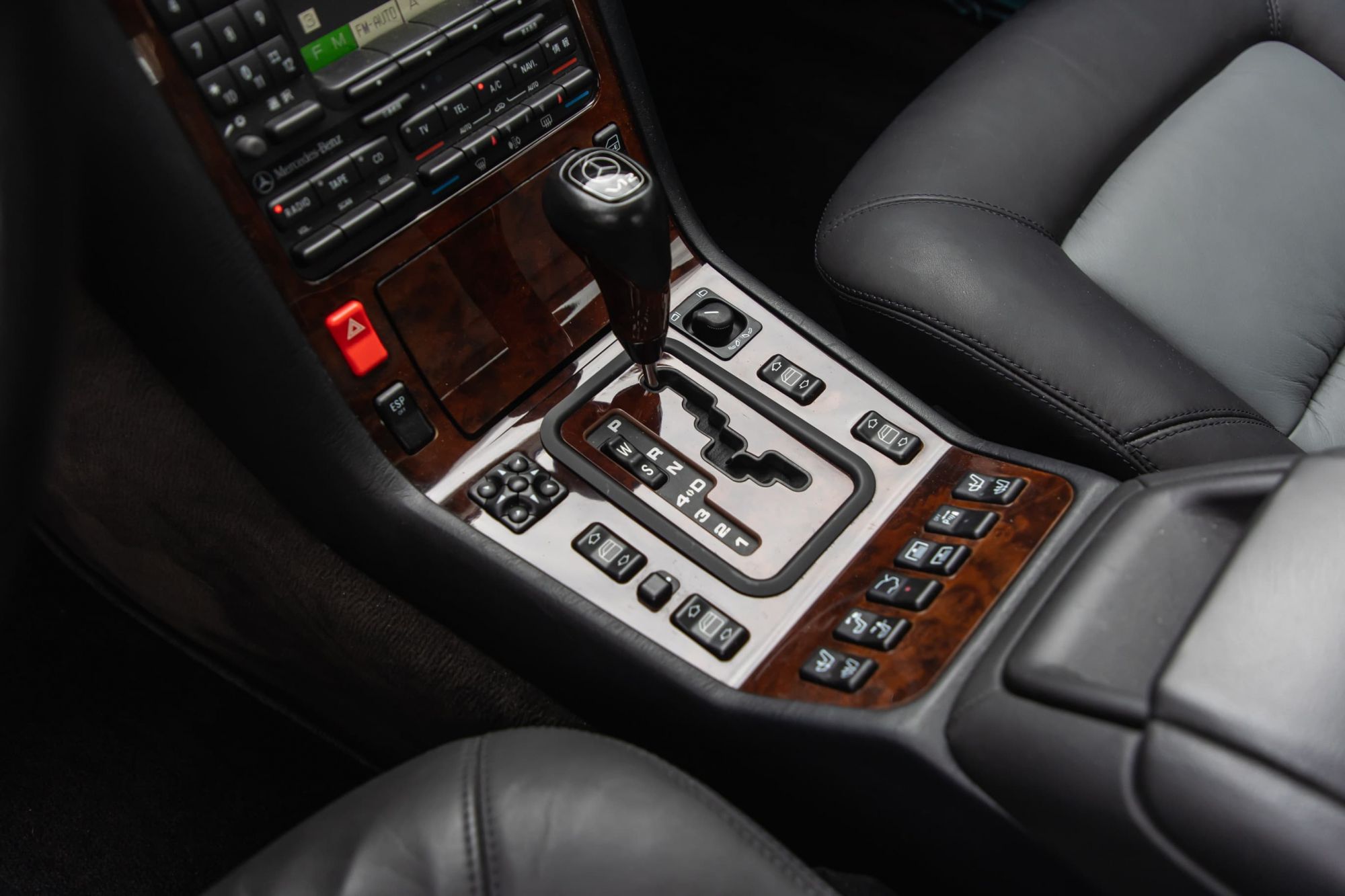 Mercedes Benz S600 W140_70