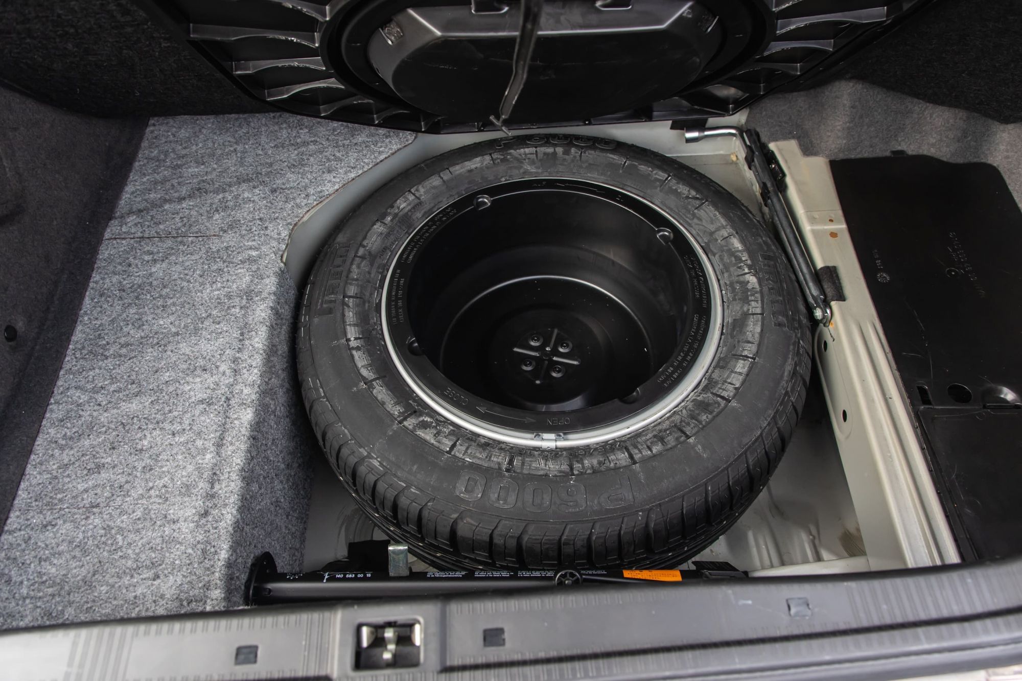 Mercedes Benz S600 W140_92