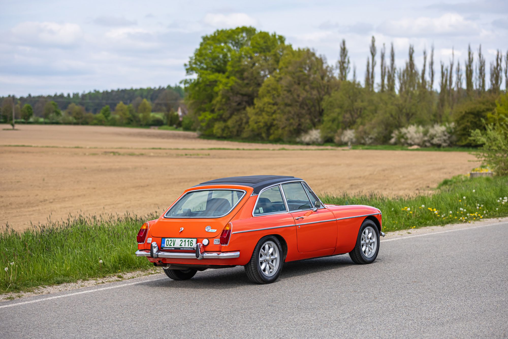 MG B GT VeteraniNaTruc