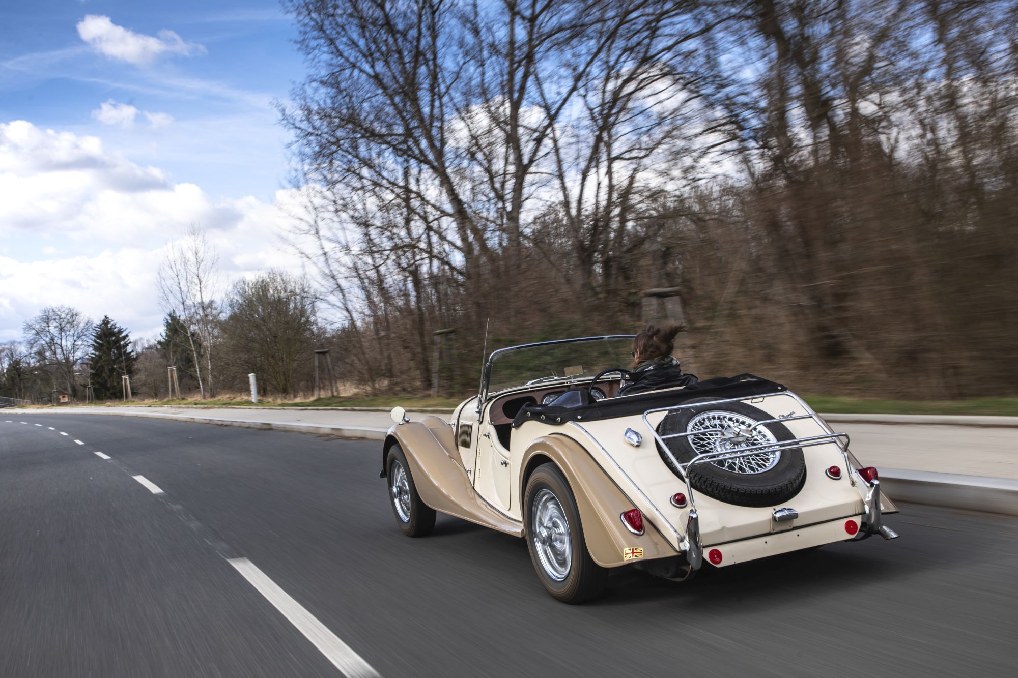 Morgen +4+ film auto_65