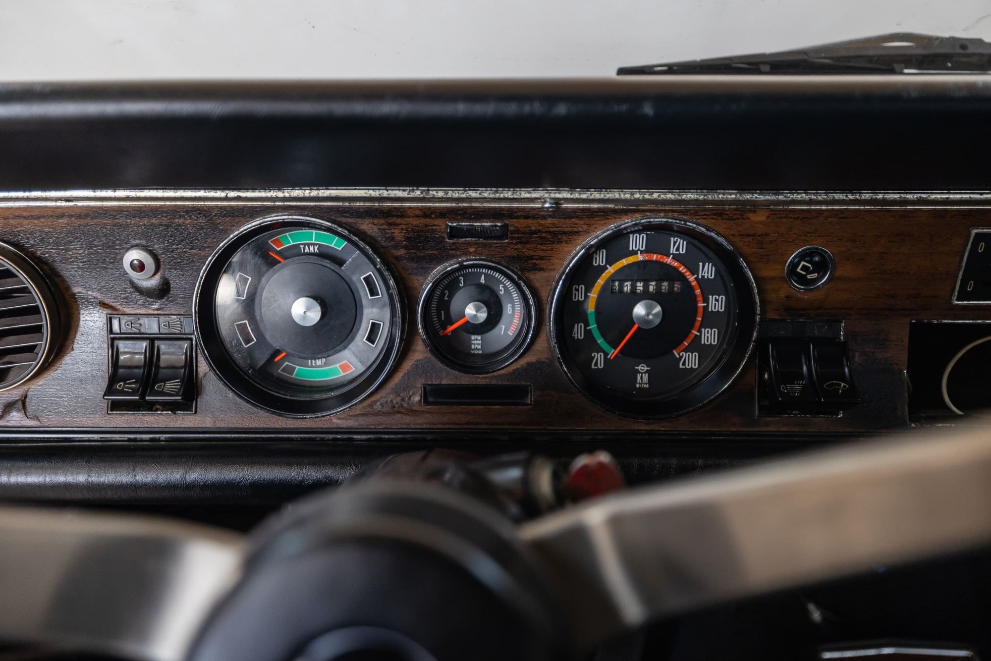 Opel Commodore SS_11