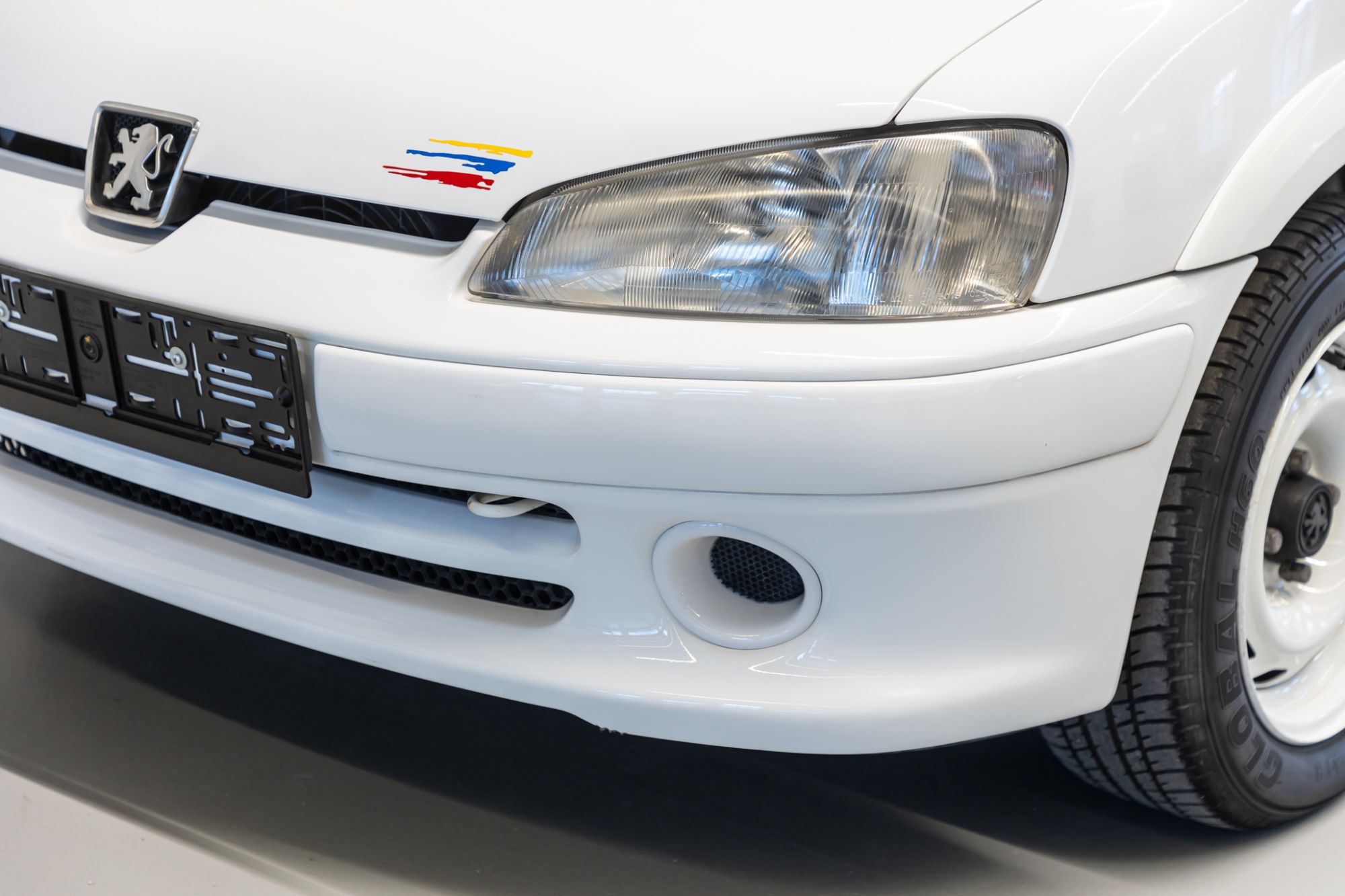 Peugeot 106 Rally_7.JPG