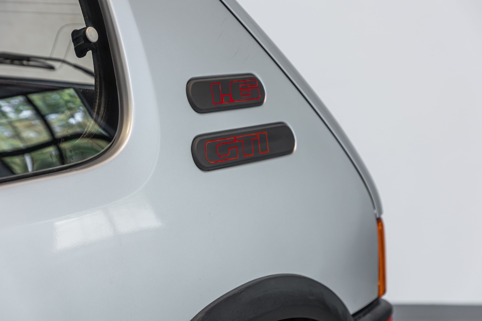 Peugeot 205 GTi_12.JPG