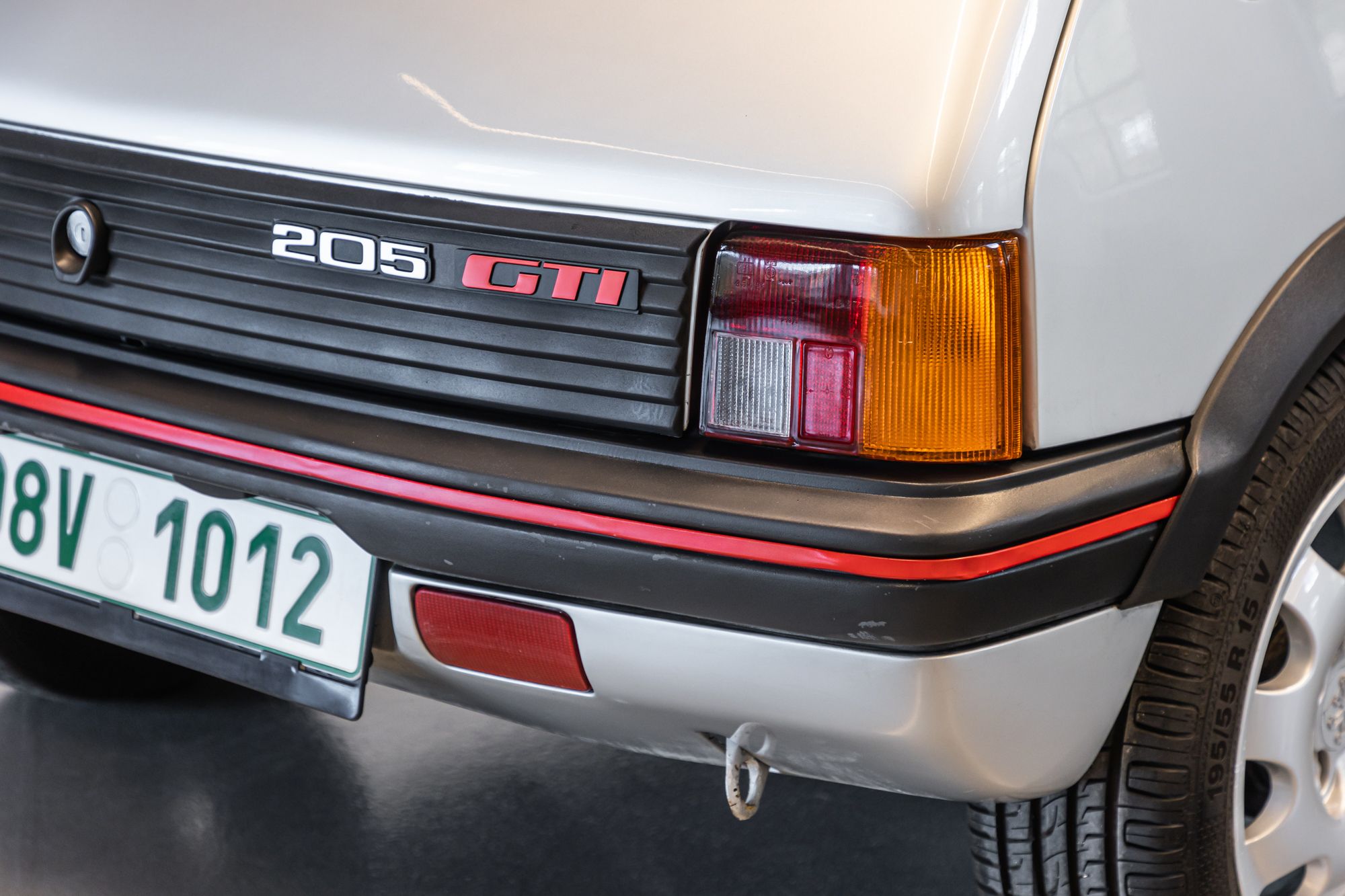 Peugeot 205 GTi_20.JPG
