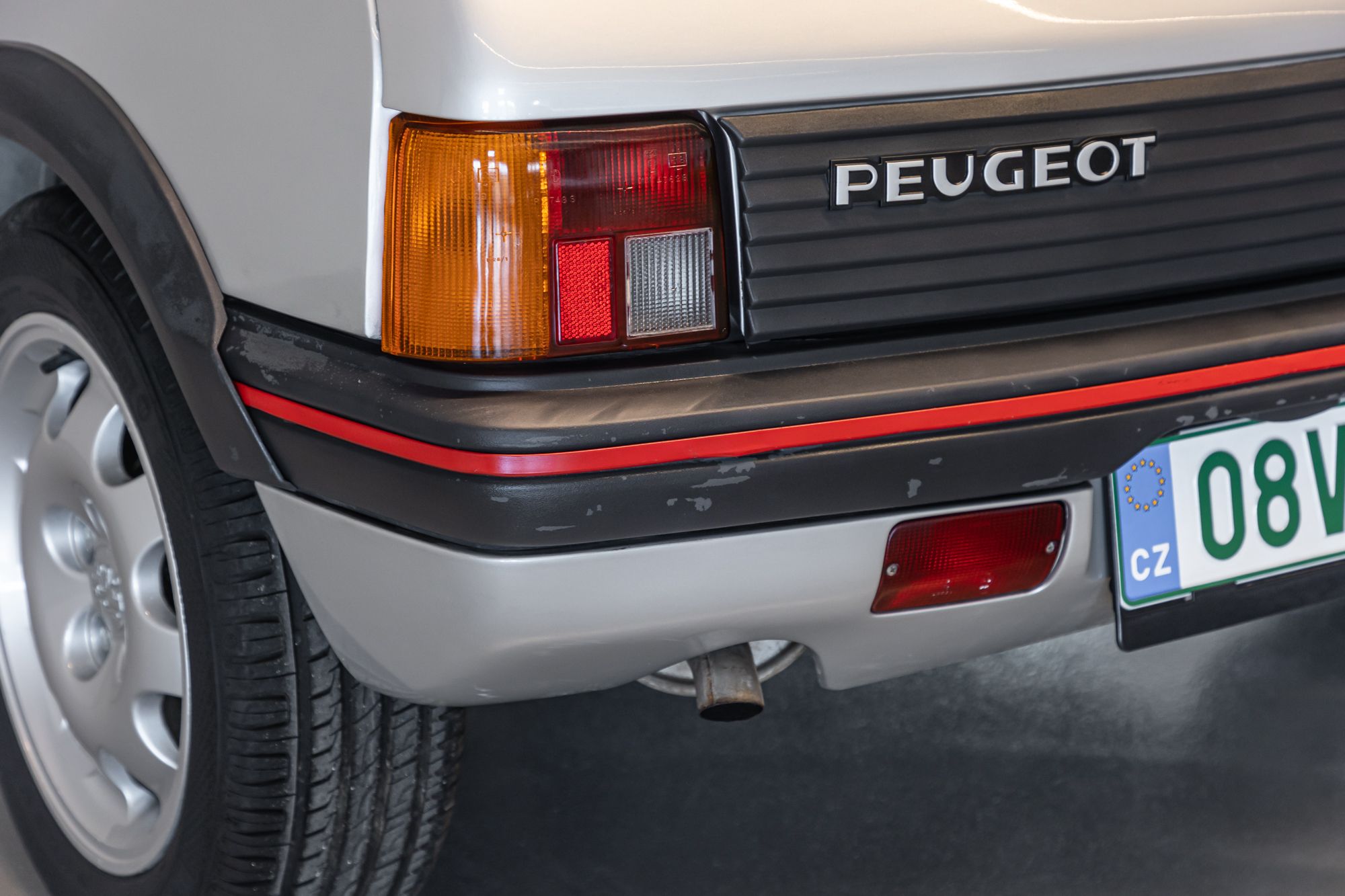 Peugeot 205 GTi_22.JPG