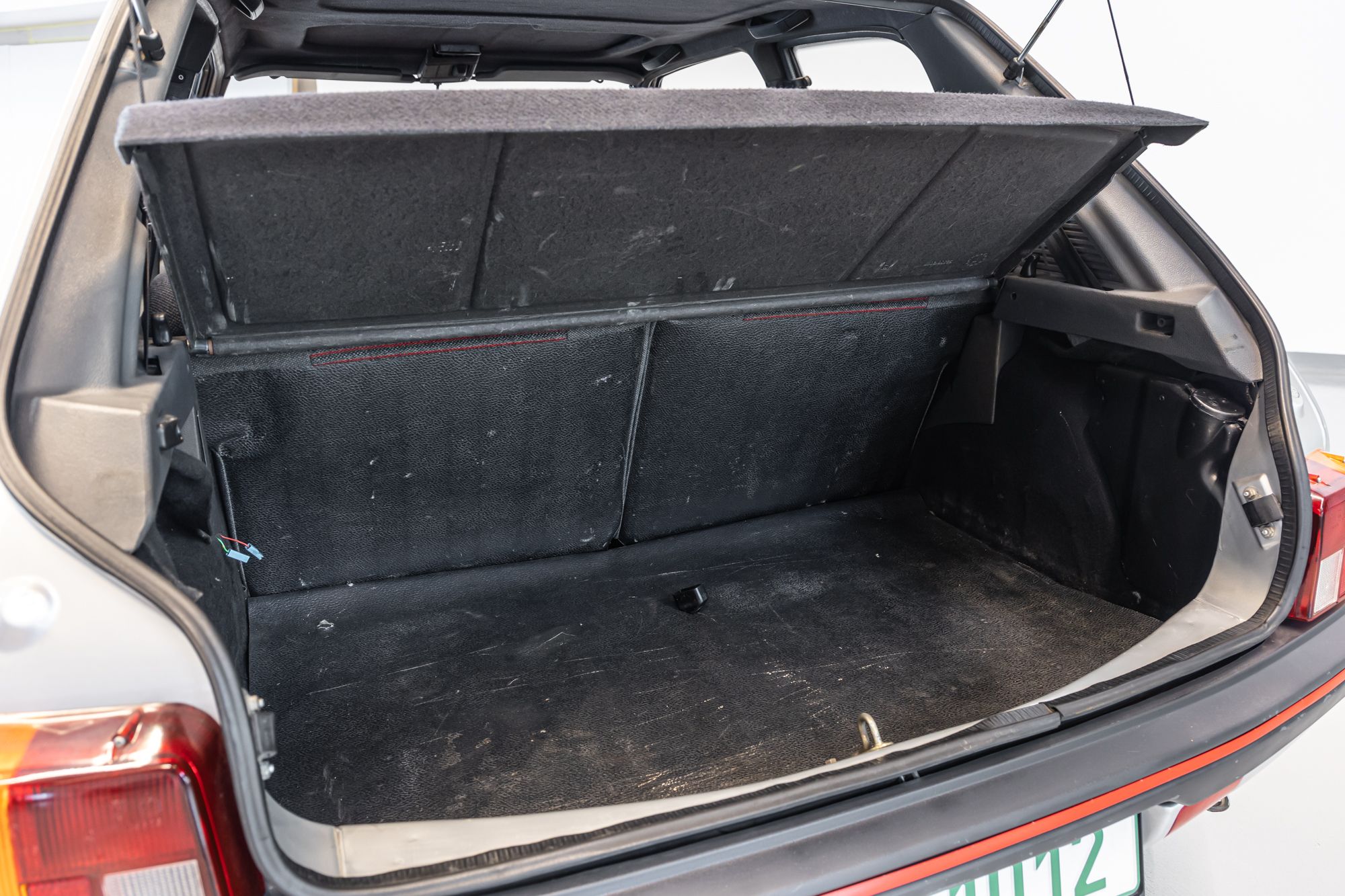 Peugeot 205 GTi_24.JPG