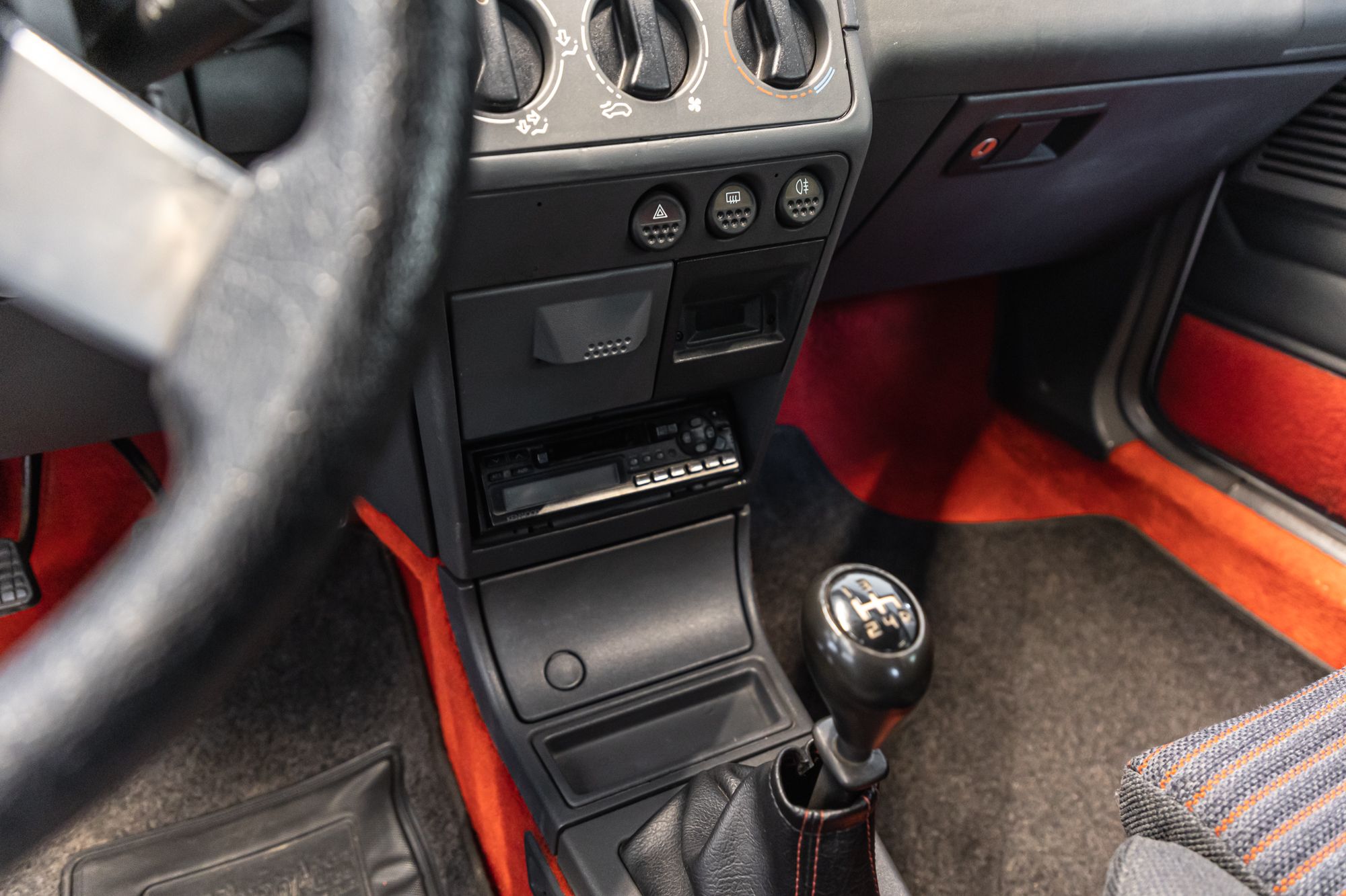 Peugeot 205 GTi_40.JPG