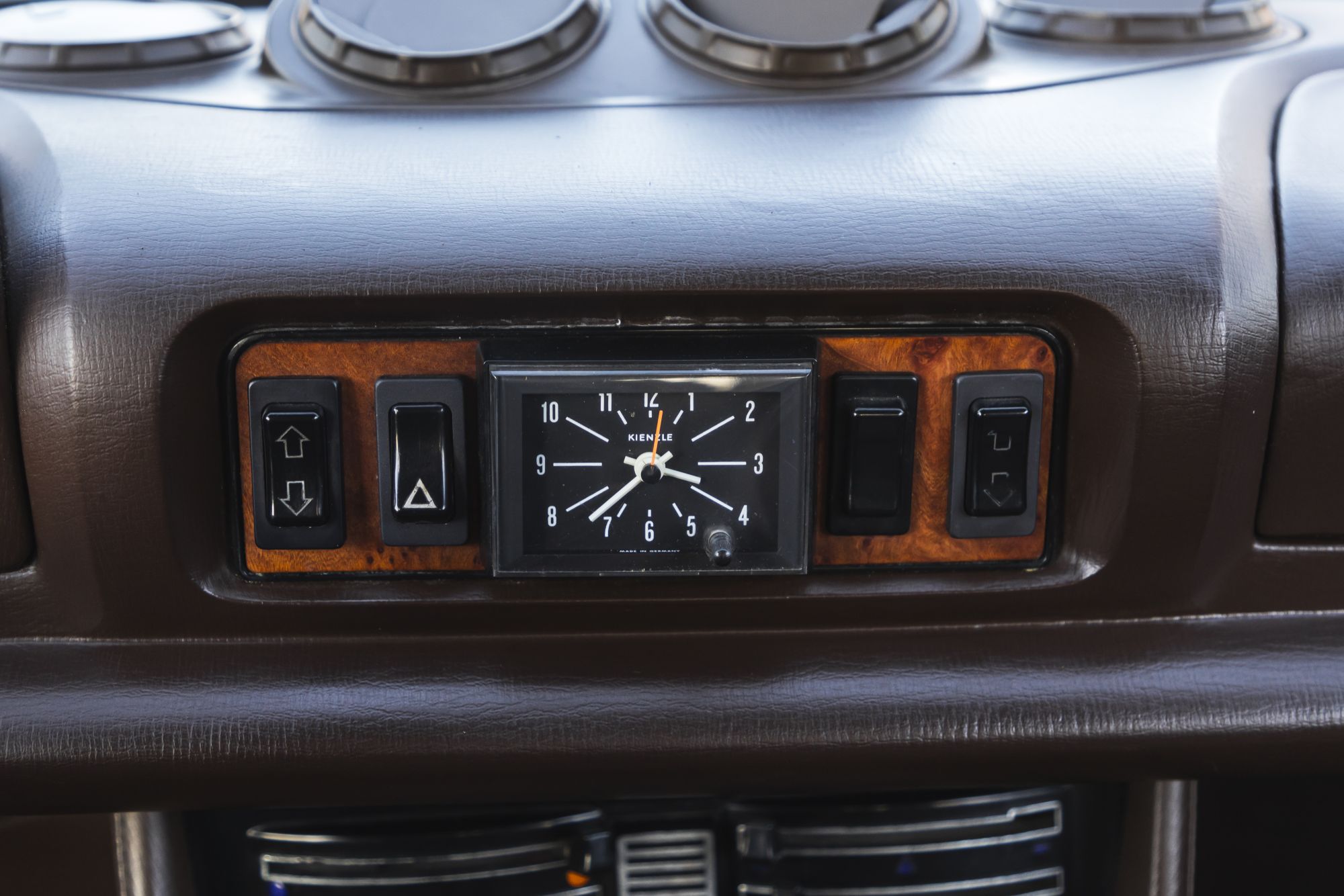 Peugeot 504 V6Ti Auctomobile_42