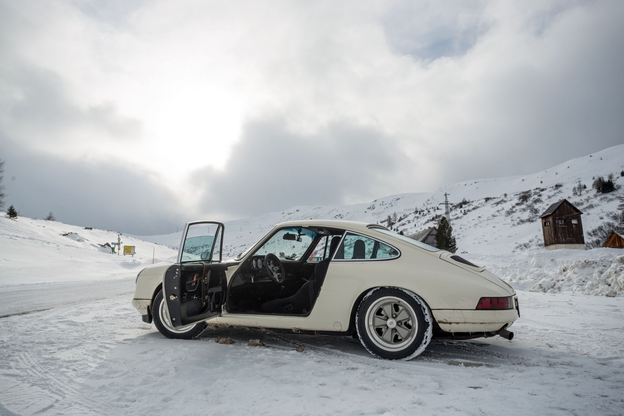 Porsche-911-1974-R-Groupe_5