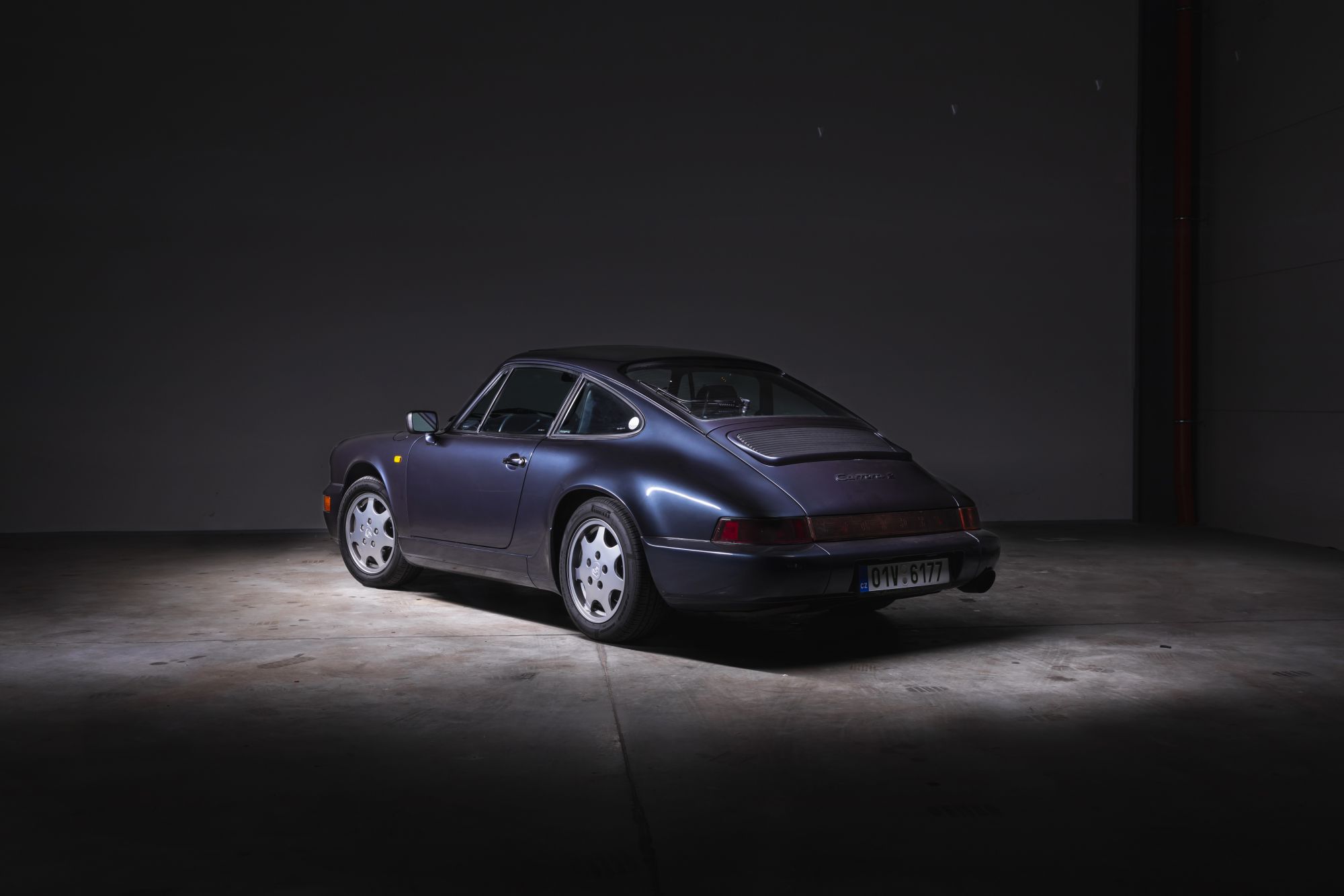 Porsche 911 964_1zadobok