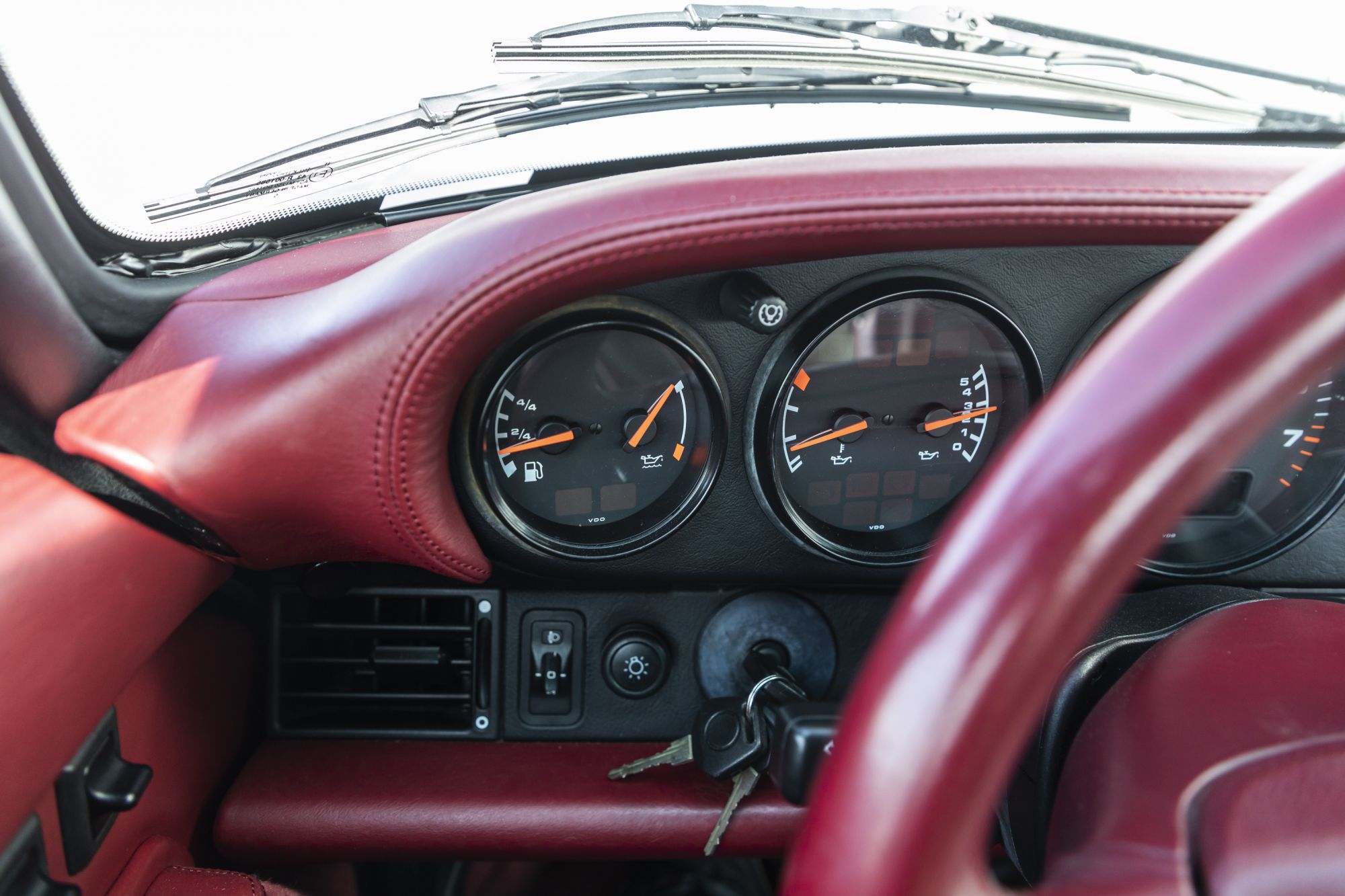 Porsche 911 993 blue (2) Auctomobile_26