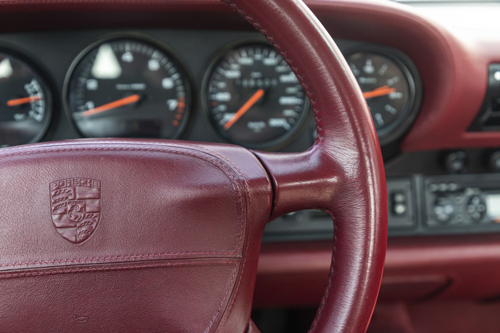 Porsche 911 993 blue (2) Auctomobile_31