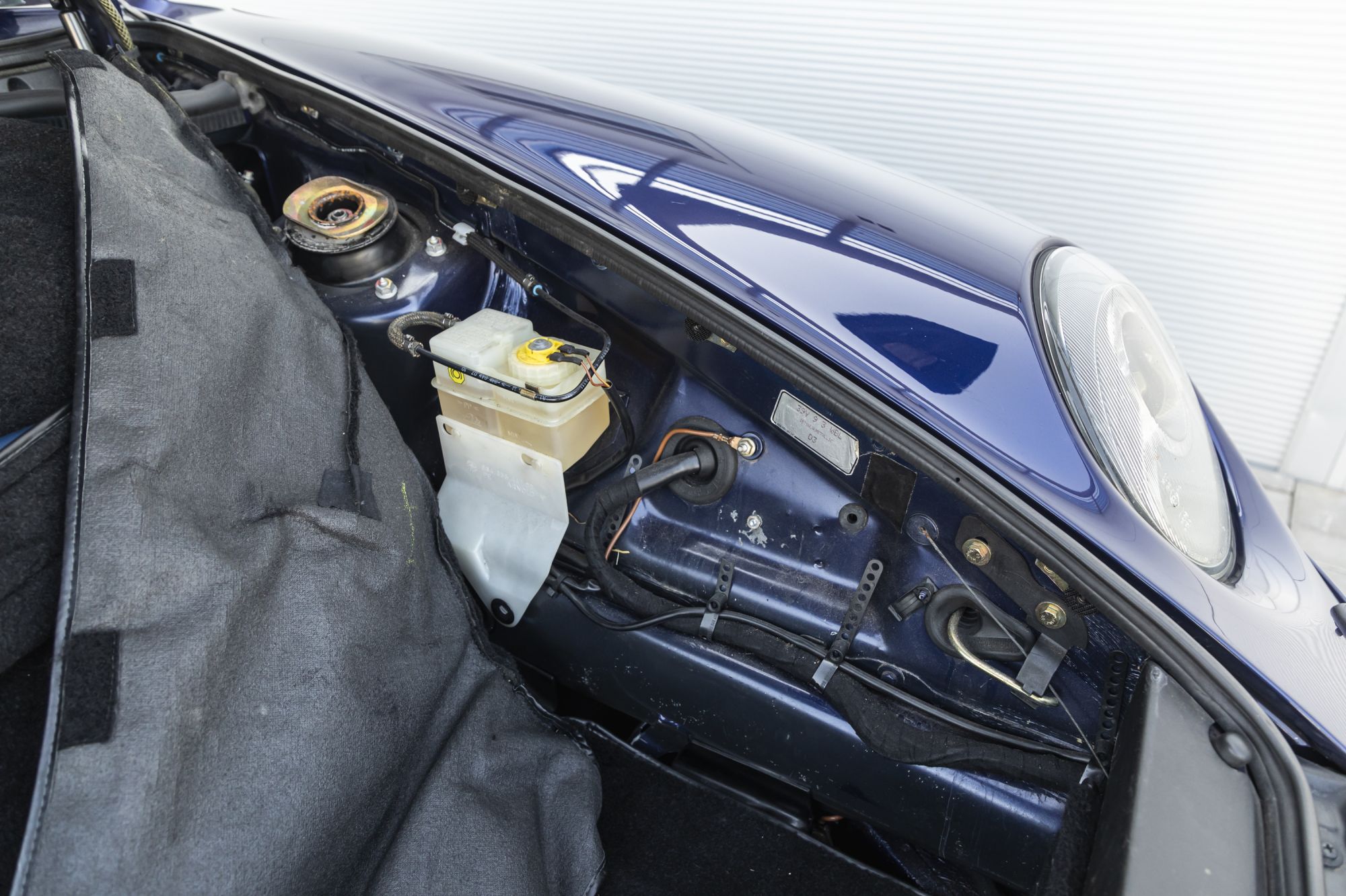 Porsche 911 993 blue (2) Auctomobile_53