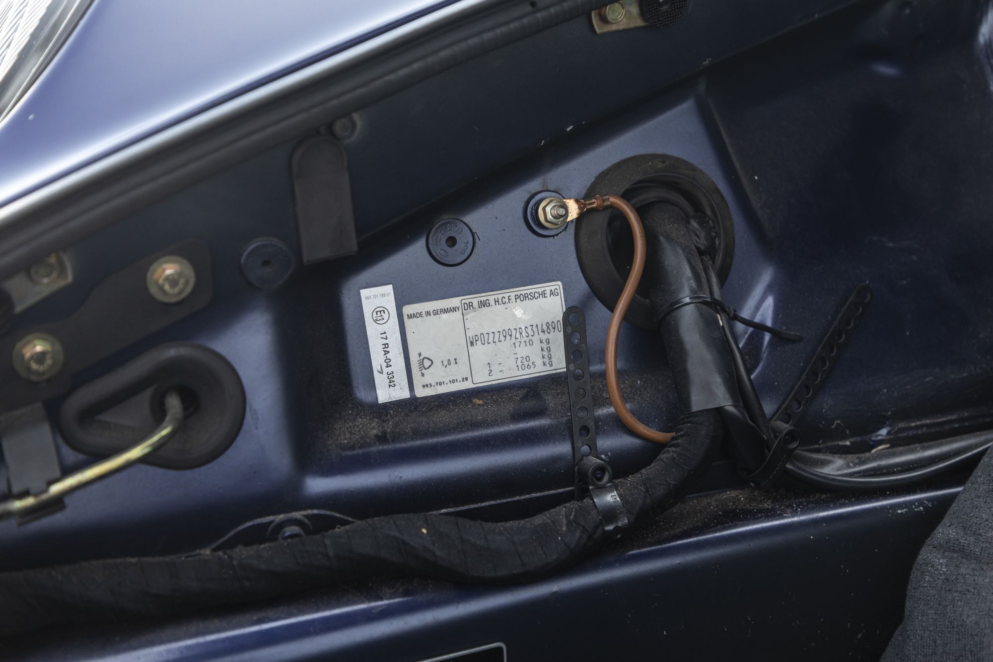 Porsche 911 993 blue (2) Auctomobile_55