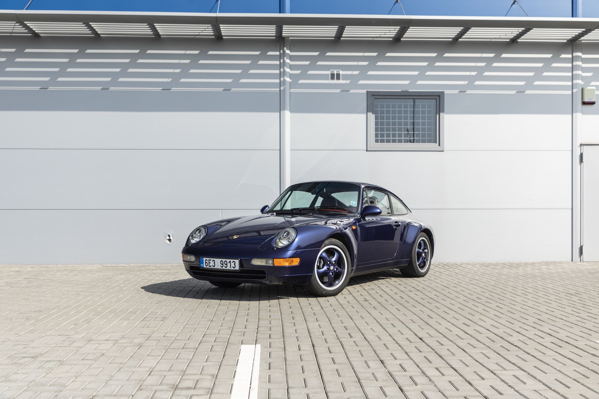 Porsche 911 993 blue (2) Auctomobile_8