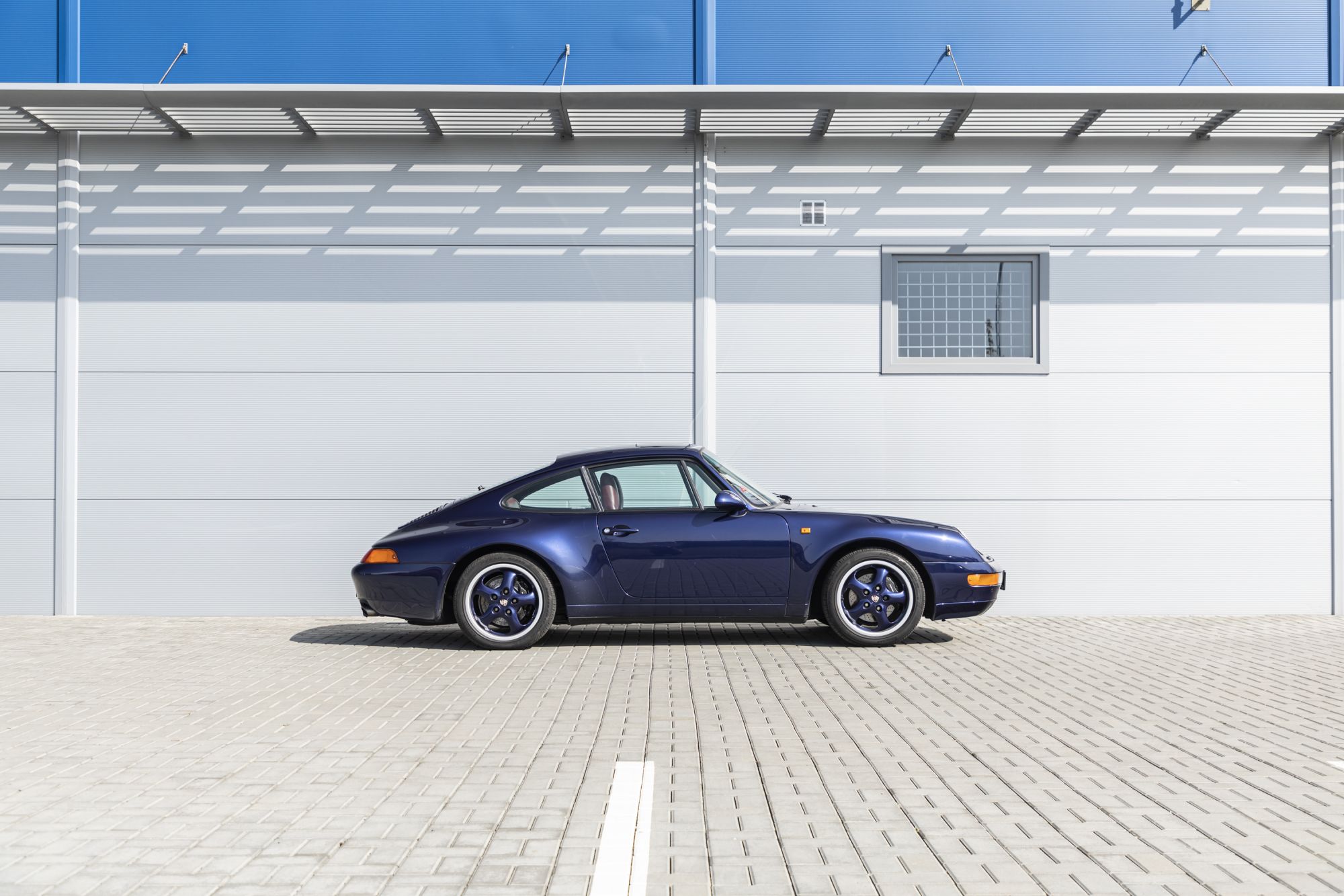 Porsche 911 993 blue Auctomobile