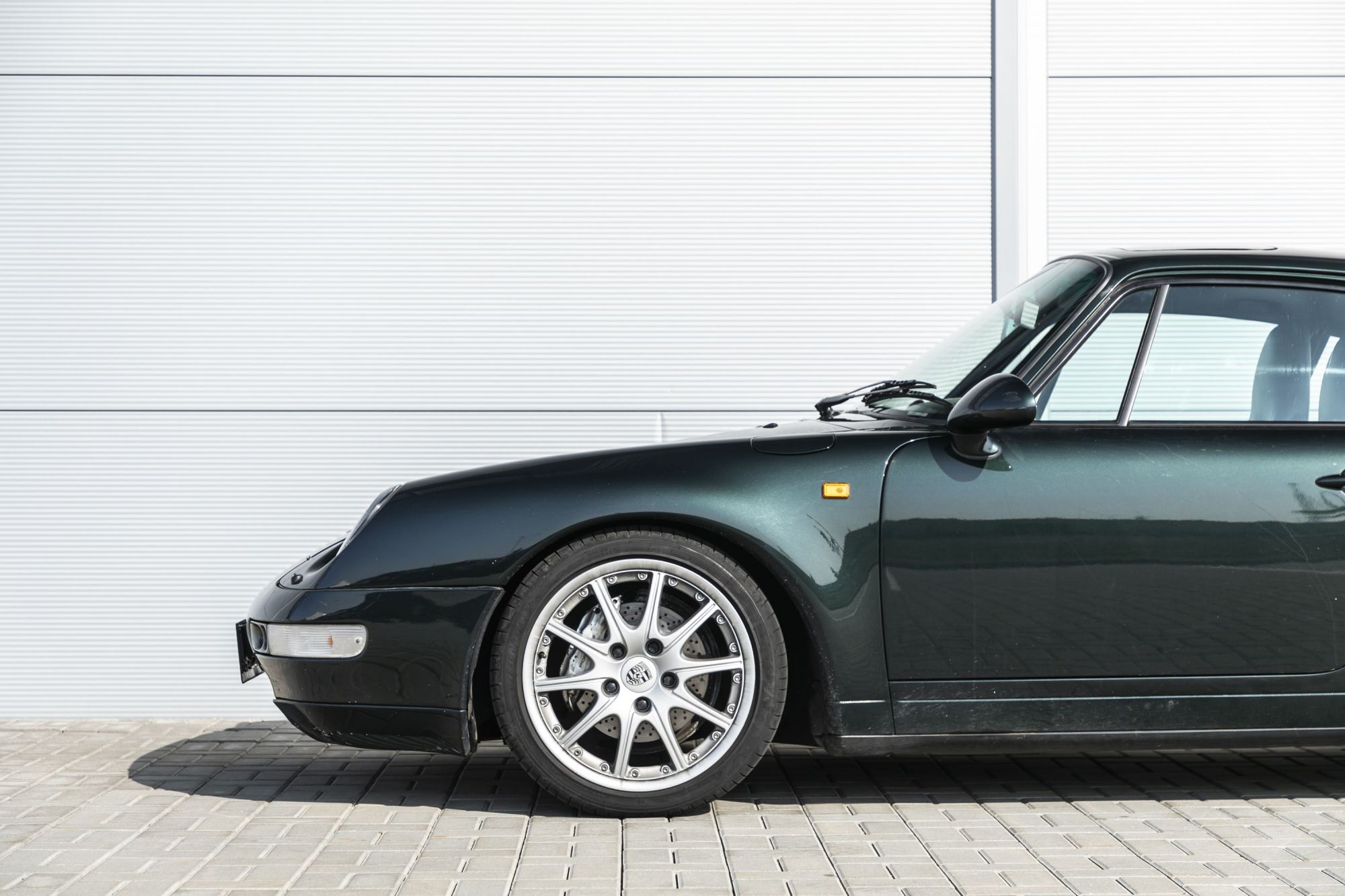 porsche-911-993-green-auctomobile-17.jpg