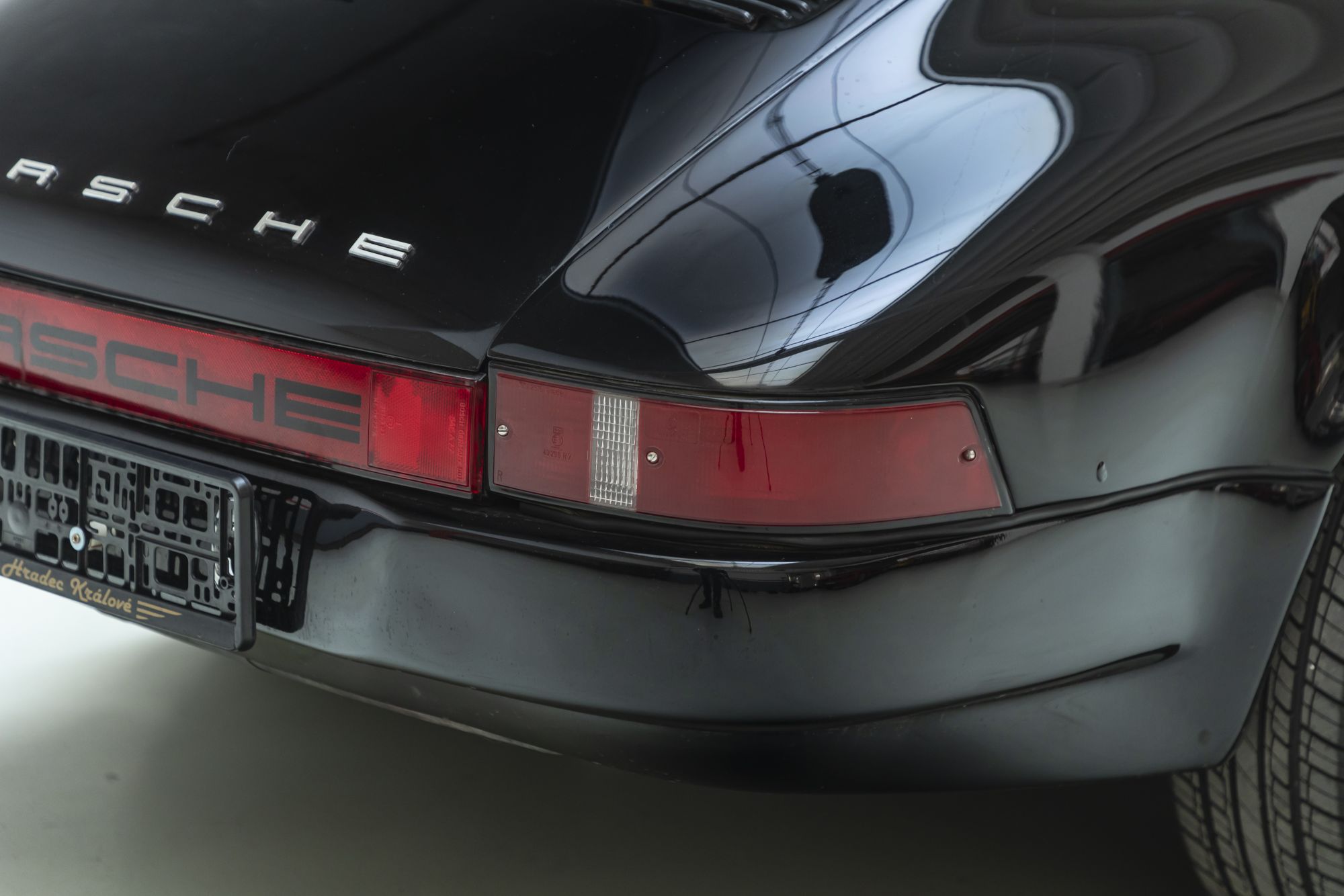 Porsche 911 black