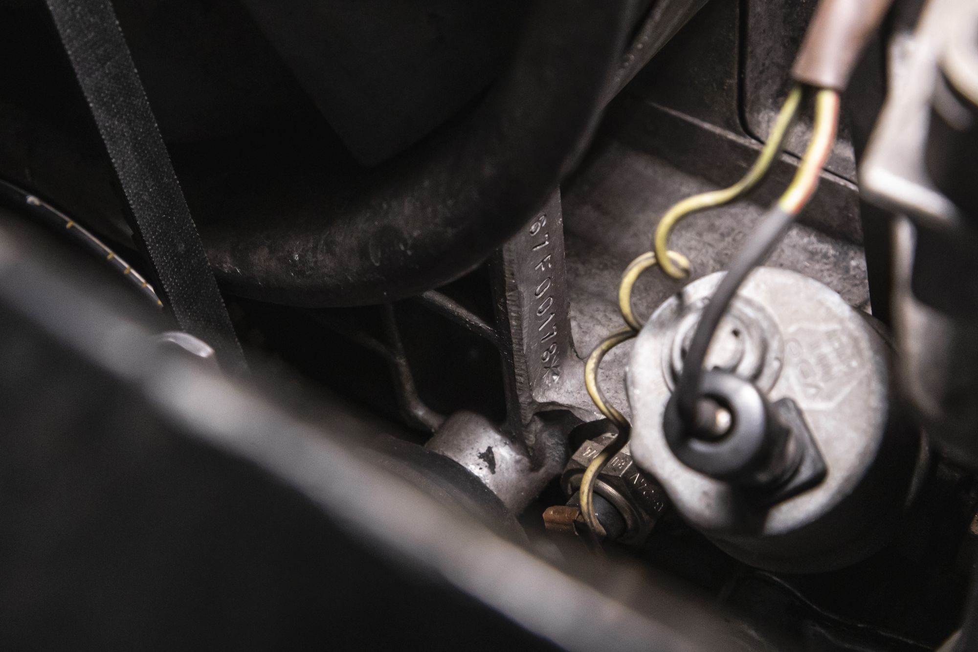 Porsche 930 Turbo black_12