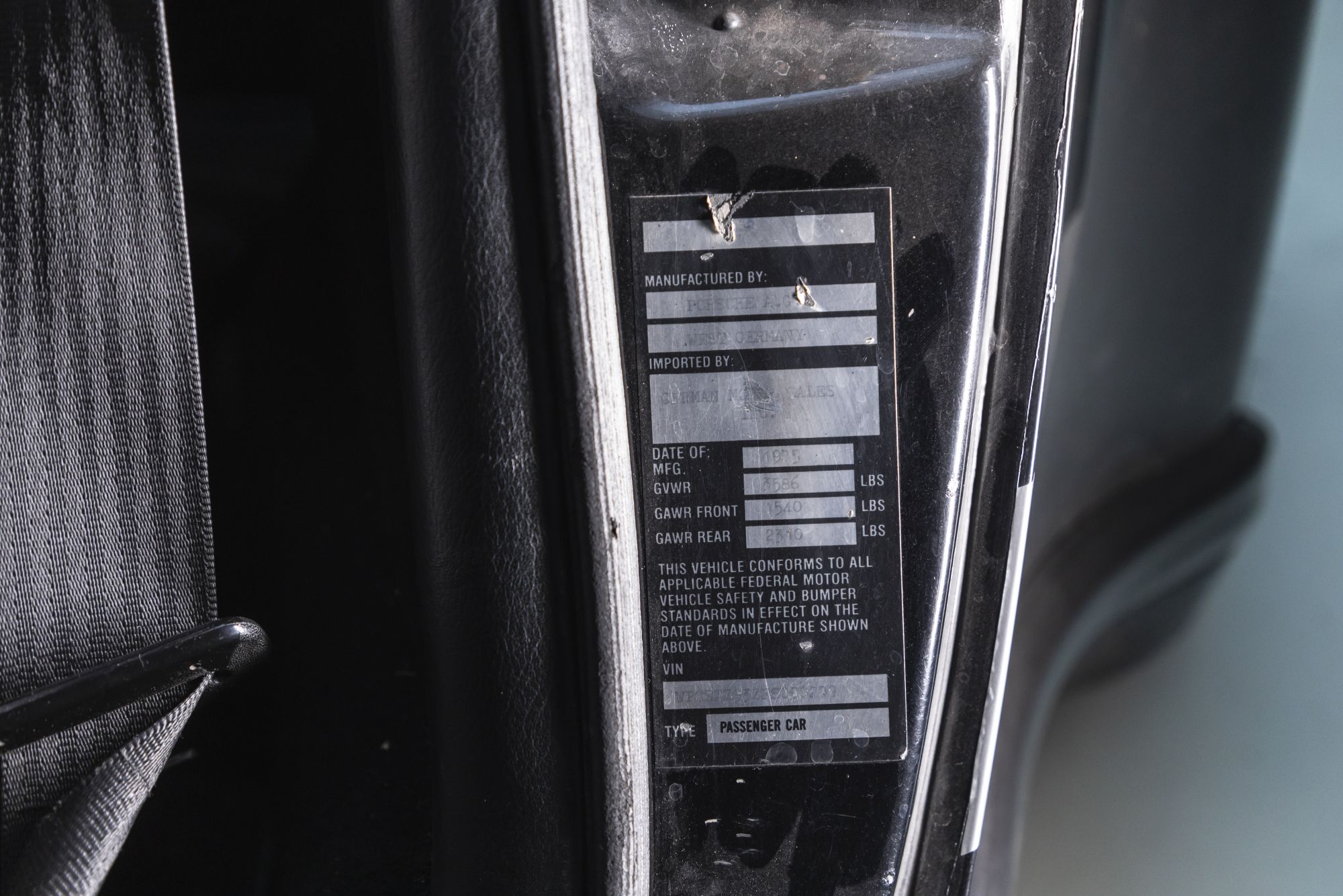 Porsche 930 Turbo black_28