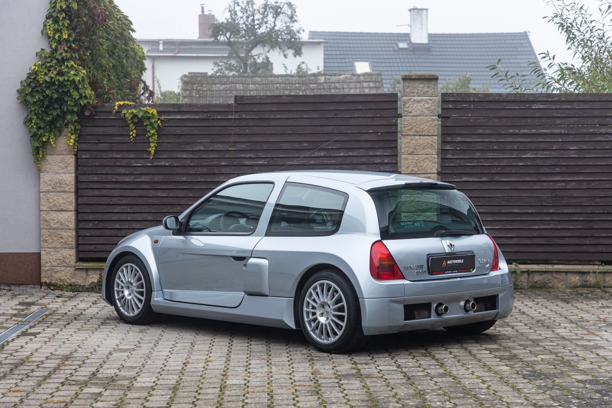 Renault Clio V6_99