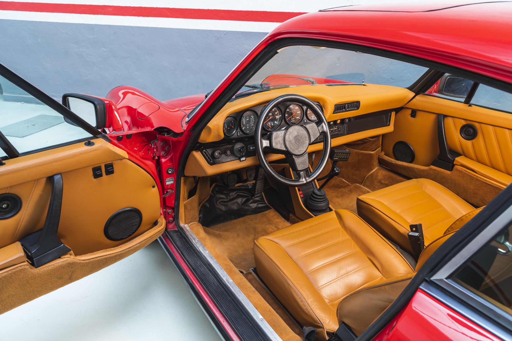 Porsche 930 Turbo 1.serie Auctomobile_25