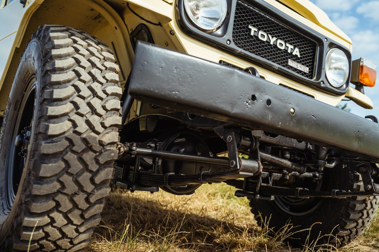 toyota-landcruiser-zluta-zmenseno-15-usr1